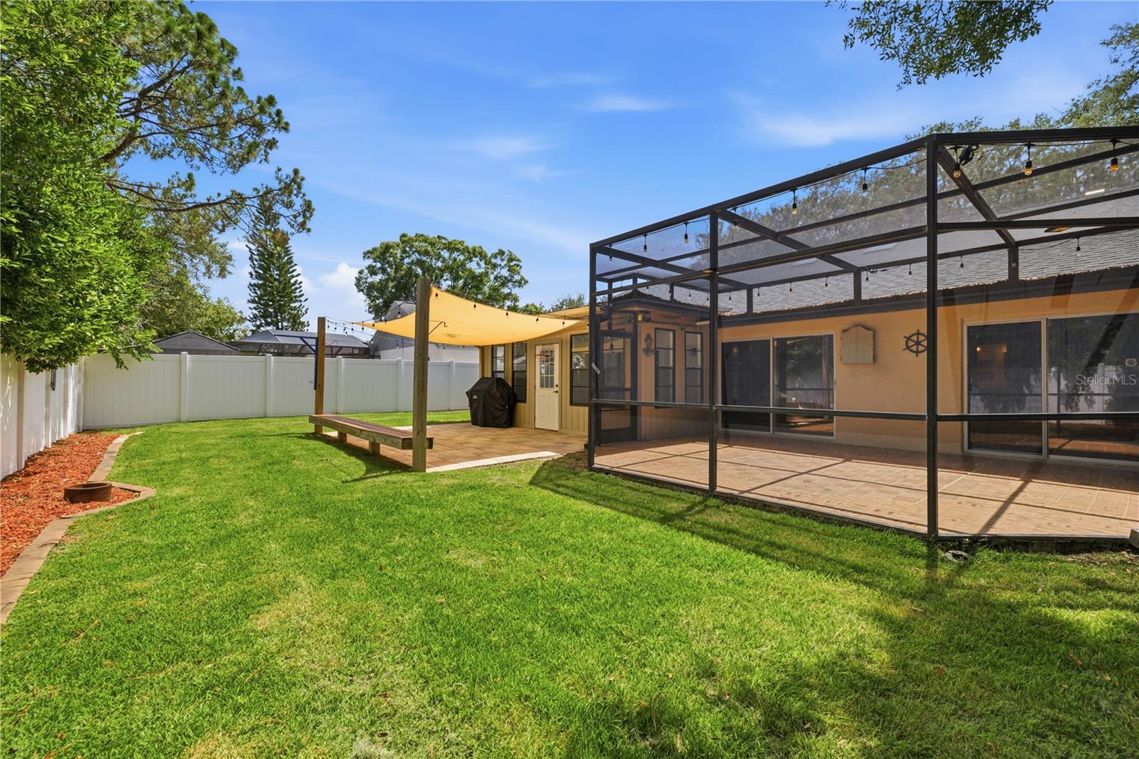 BECKETT BAY - Residential