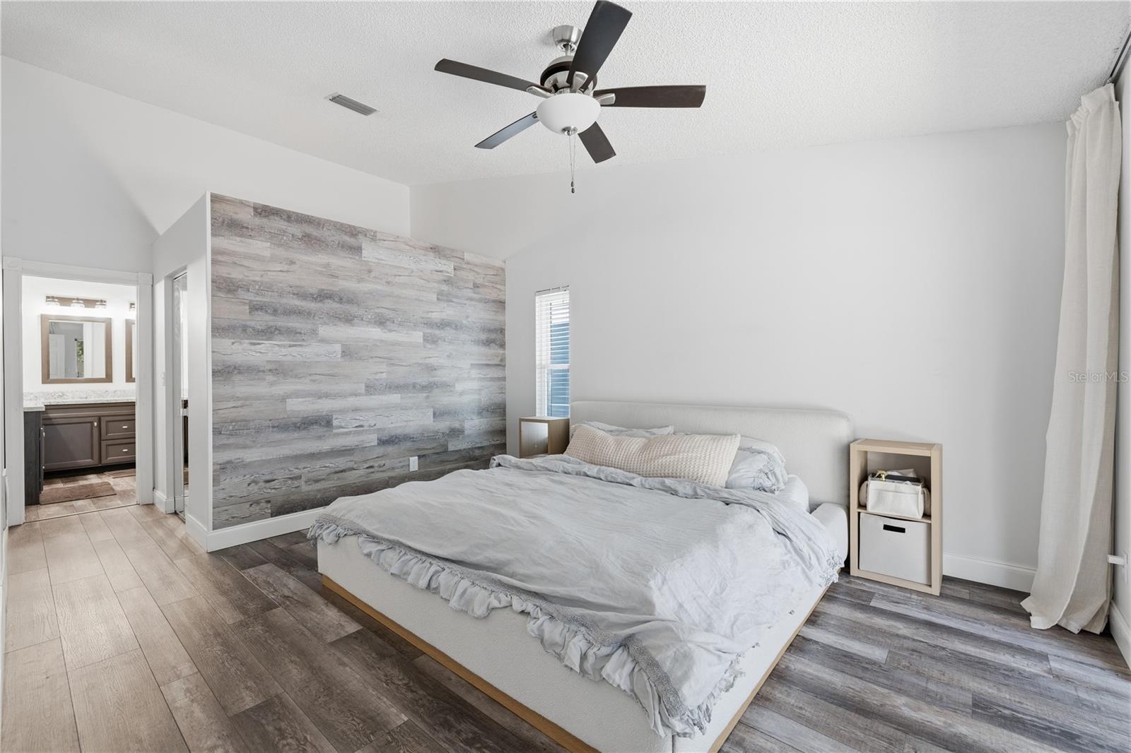 BECKETT BAY - Residential