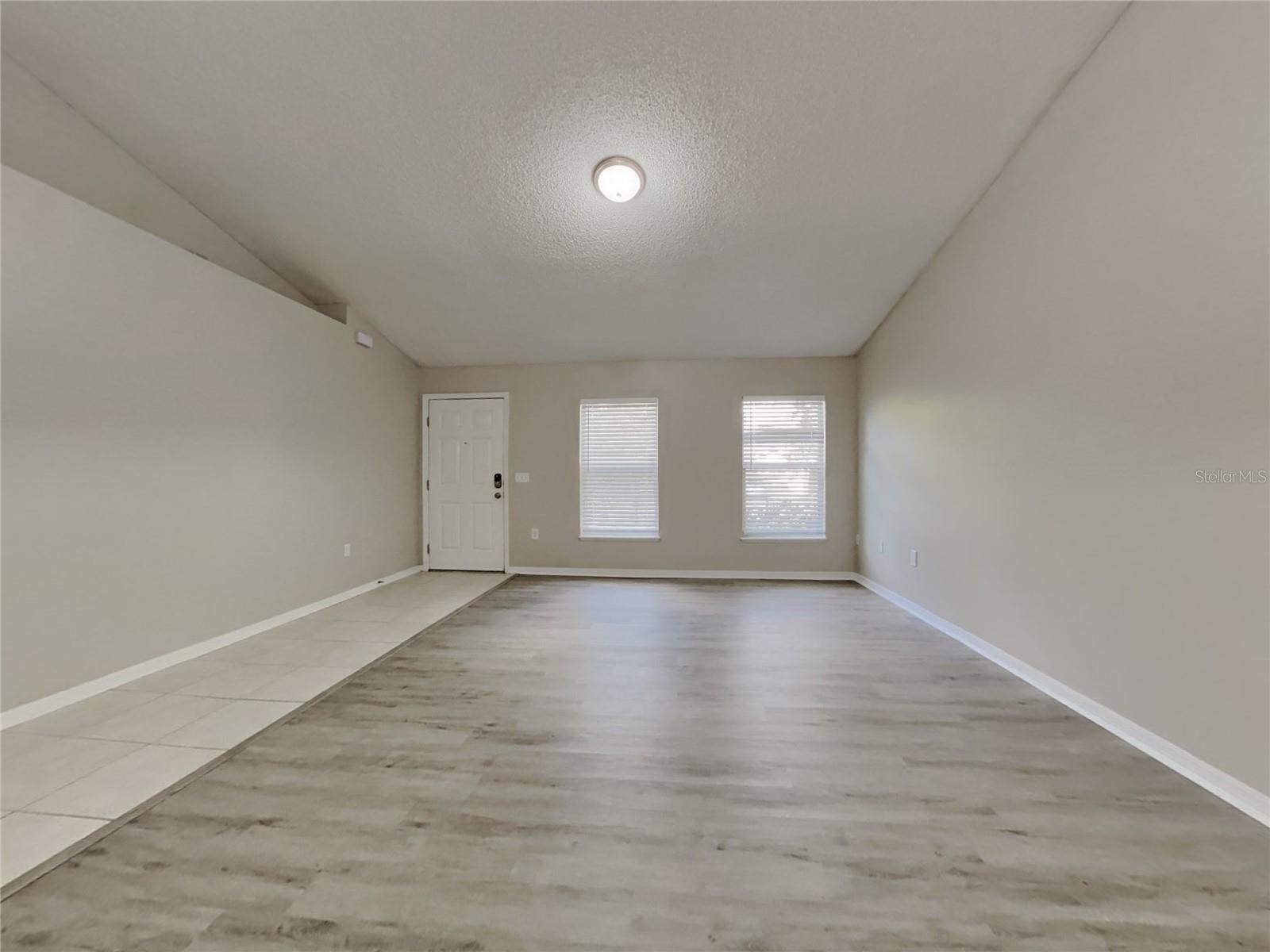DELTONA LAKES UNIT 42 - Residential Lease