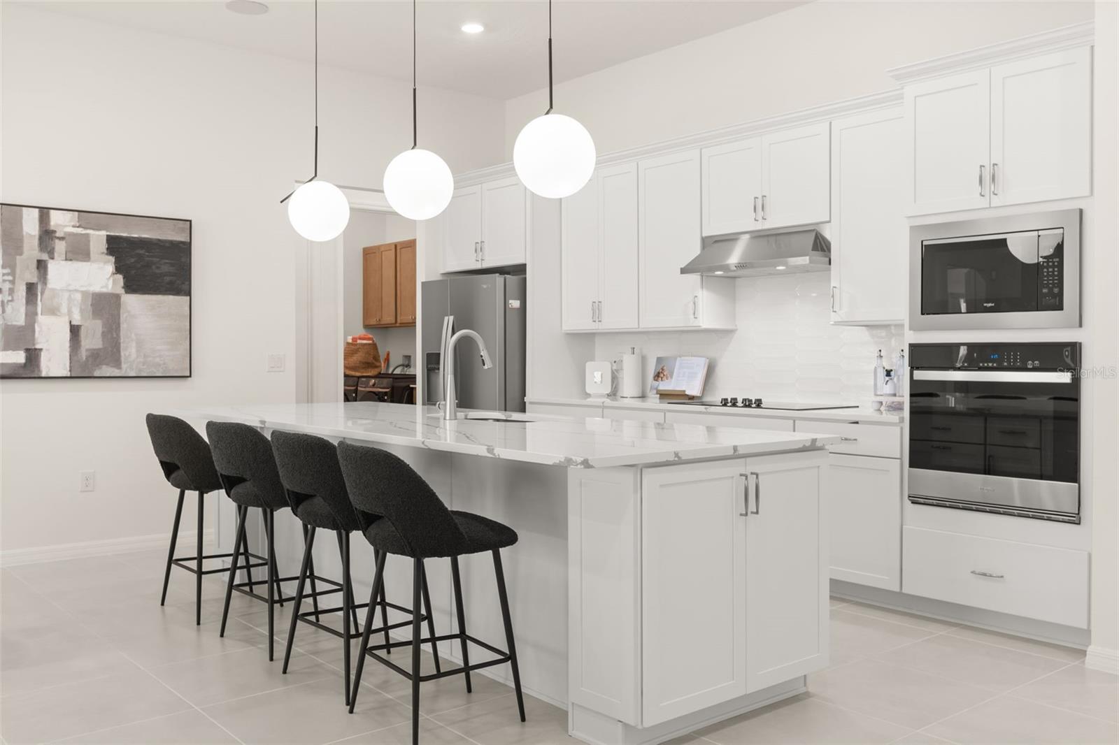 ESTATES/LAKEVIEW PRESERVE - Residential