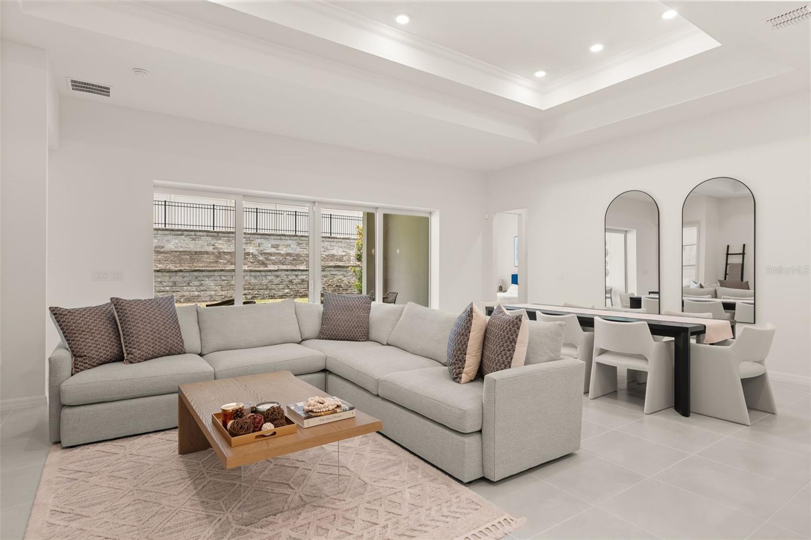 ESTATES/LAKEVIEW PRESERVE - Residential