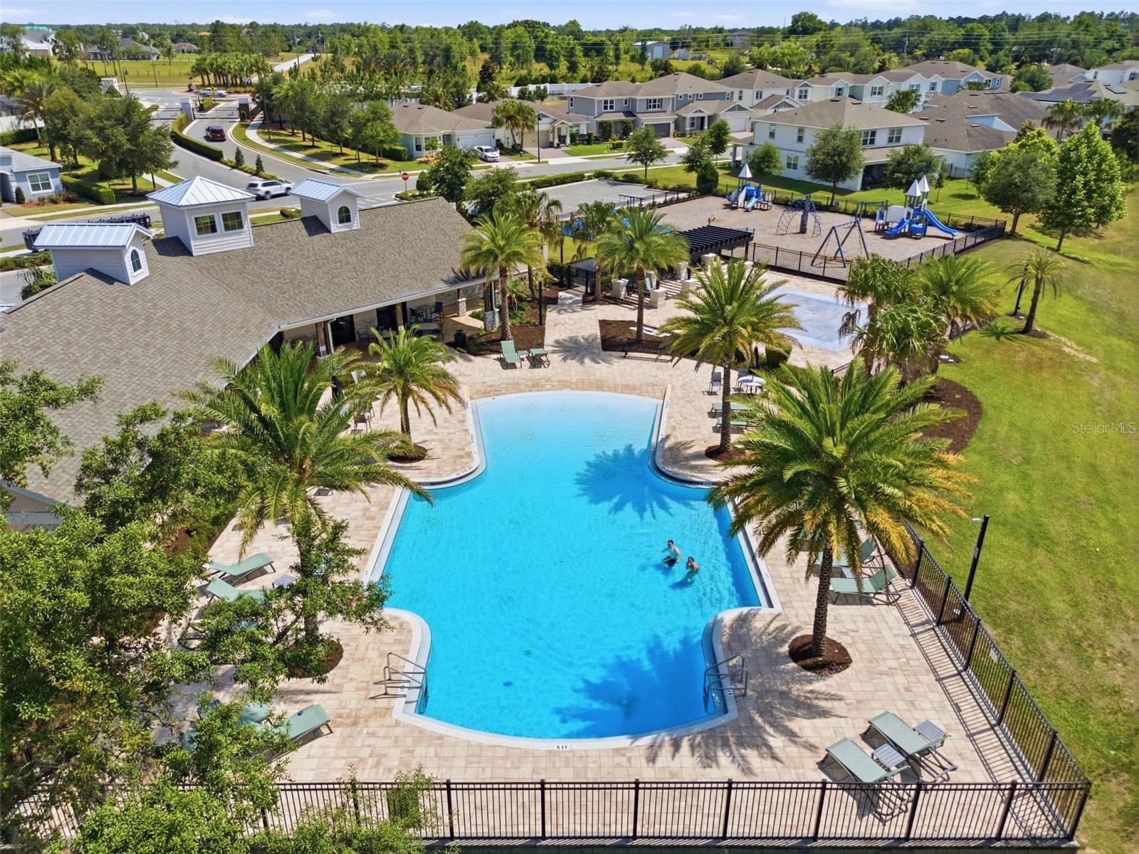 ESTATES/LAKEVIEW PRESERVE - Residential