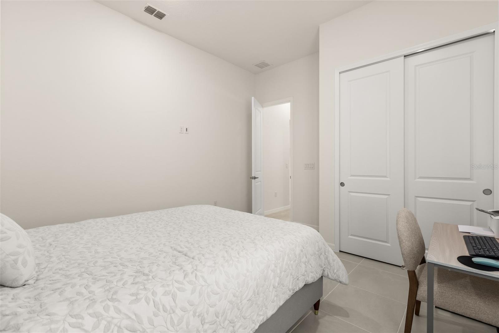 ESTATES/LAKEVIEW PRESERVE - Residential