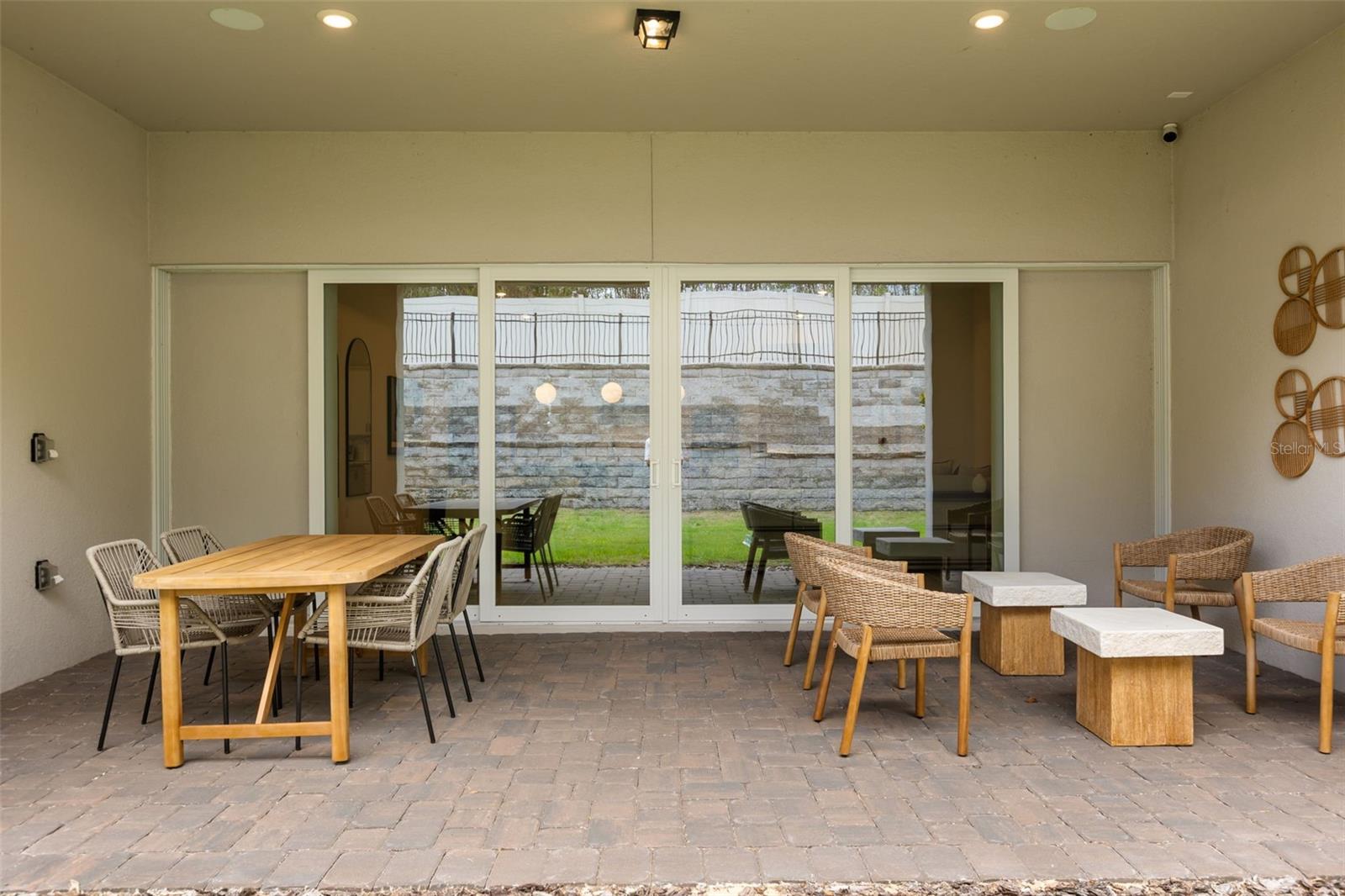 ESTATES/LAKEVIEW PRESERVE - Residential