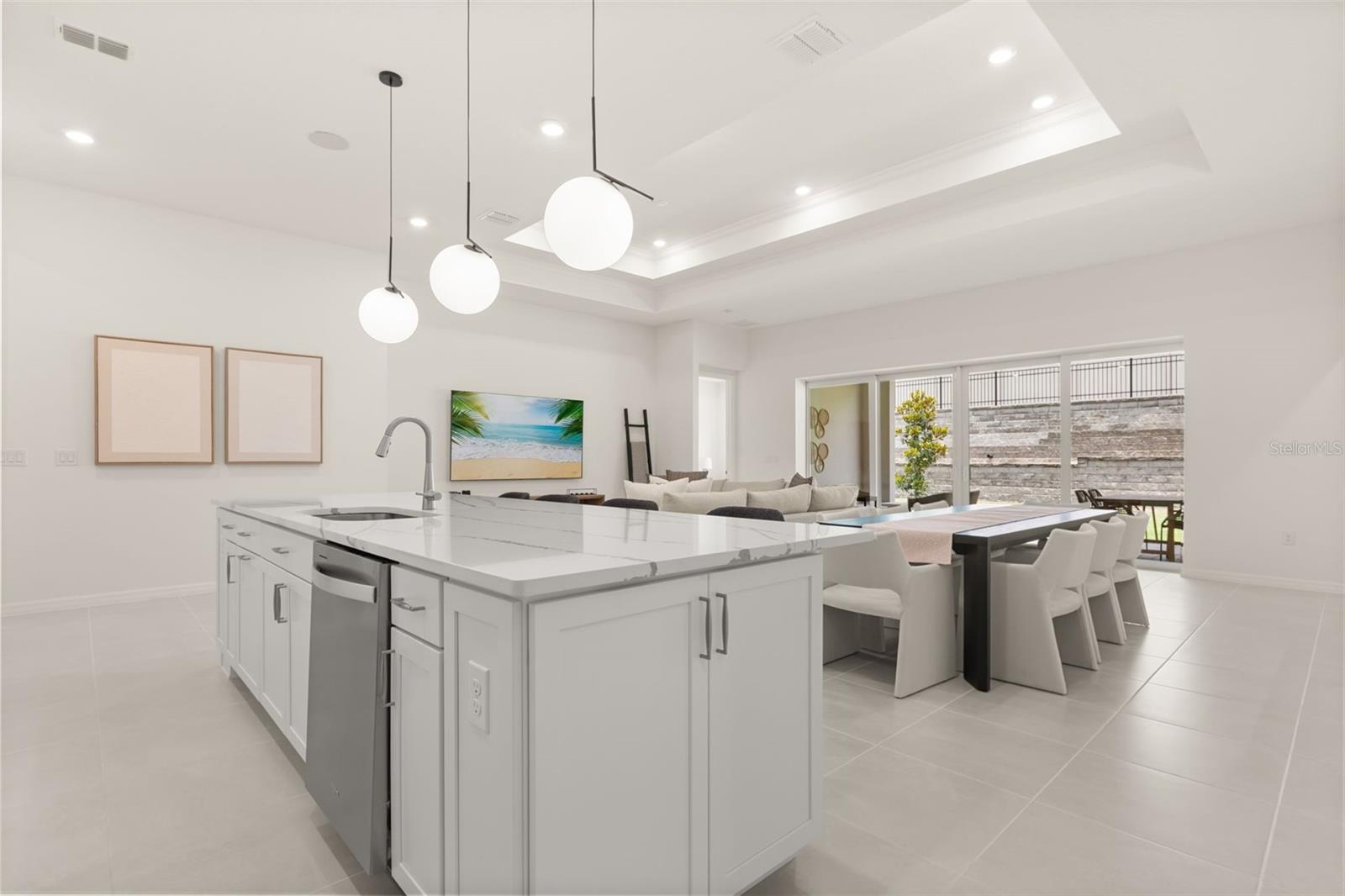 ESTATES/LAKEVIEW PRESERVE - Residential