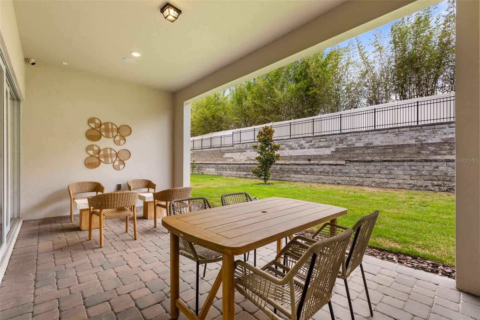 ESTATES/LAKEVIEW PRESERVE - Residential