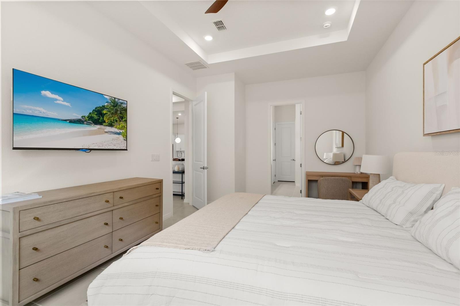 ESTATES/LAKEVIEW PRESERVE - Residential