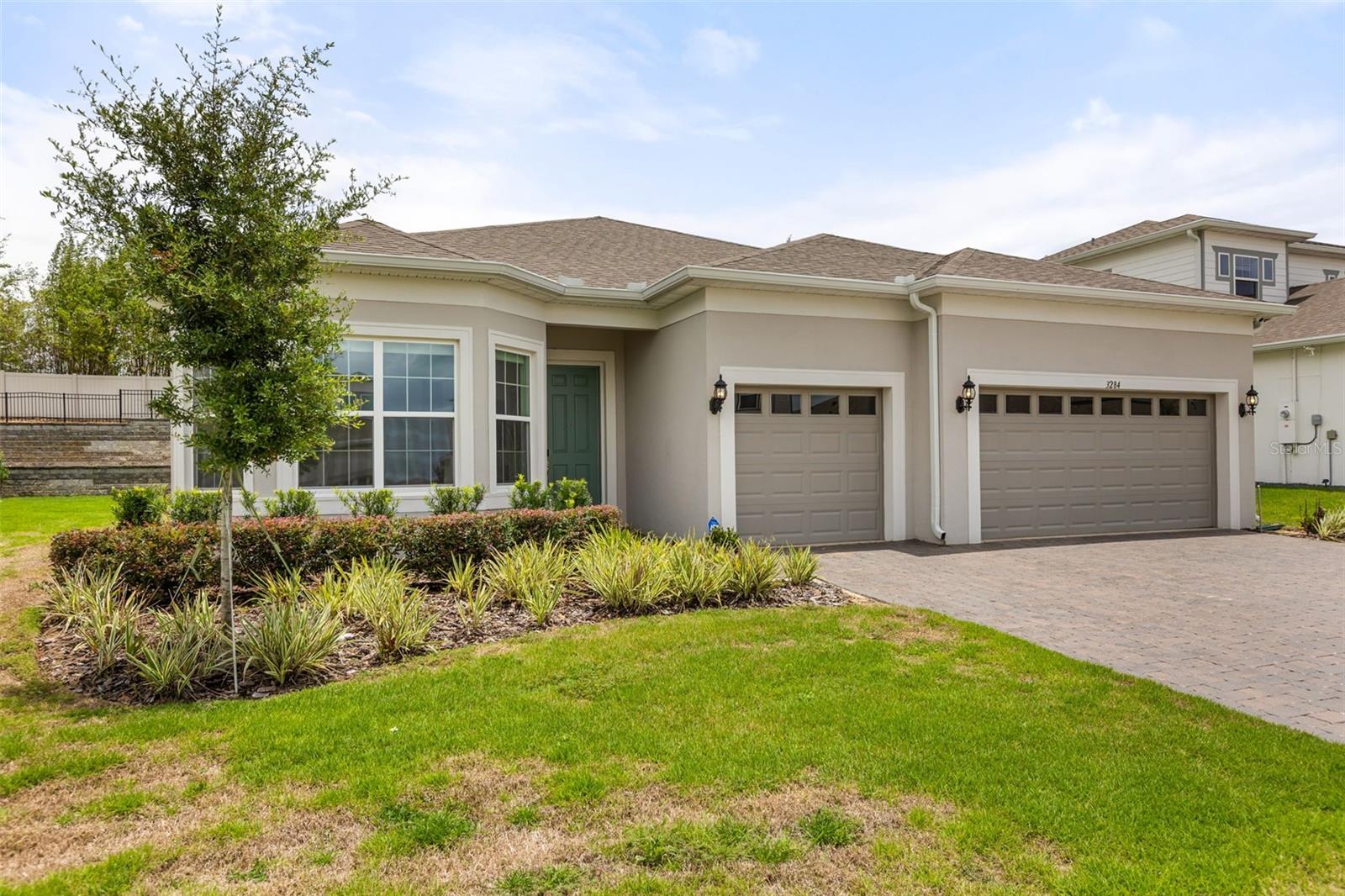 ESTATES/LAKEVIEW PRESERVE - Residential