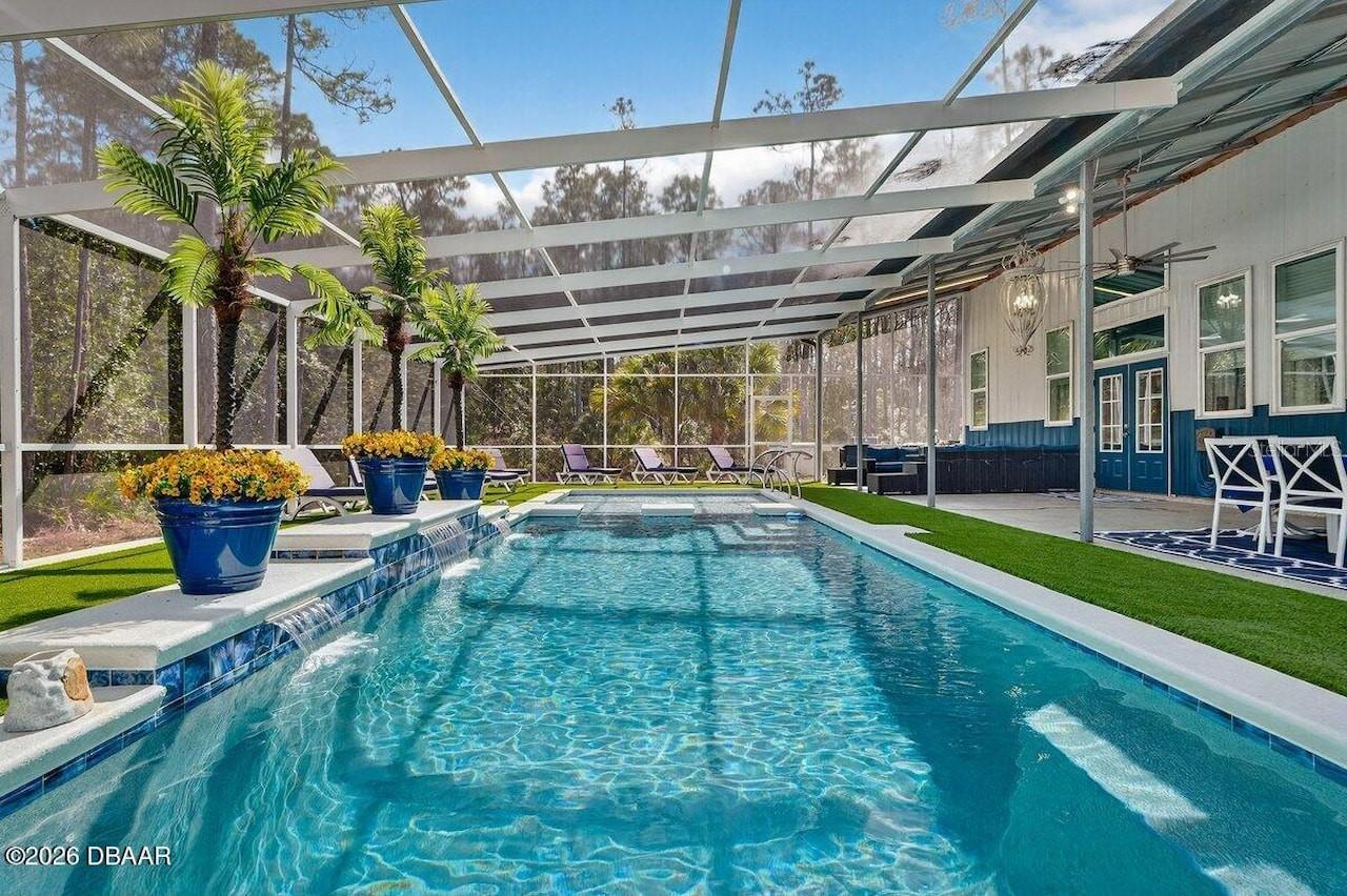PLANTATION PINES UNFEE SUB 246 - Residential
