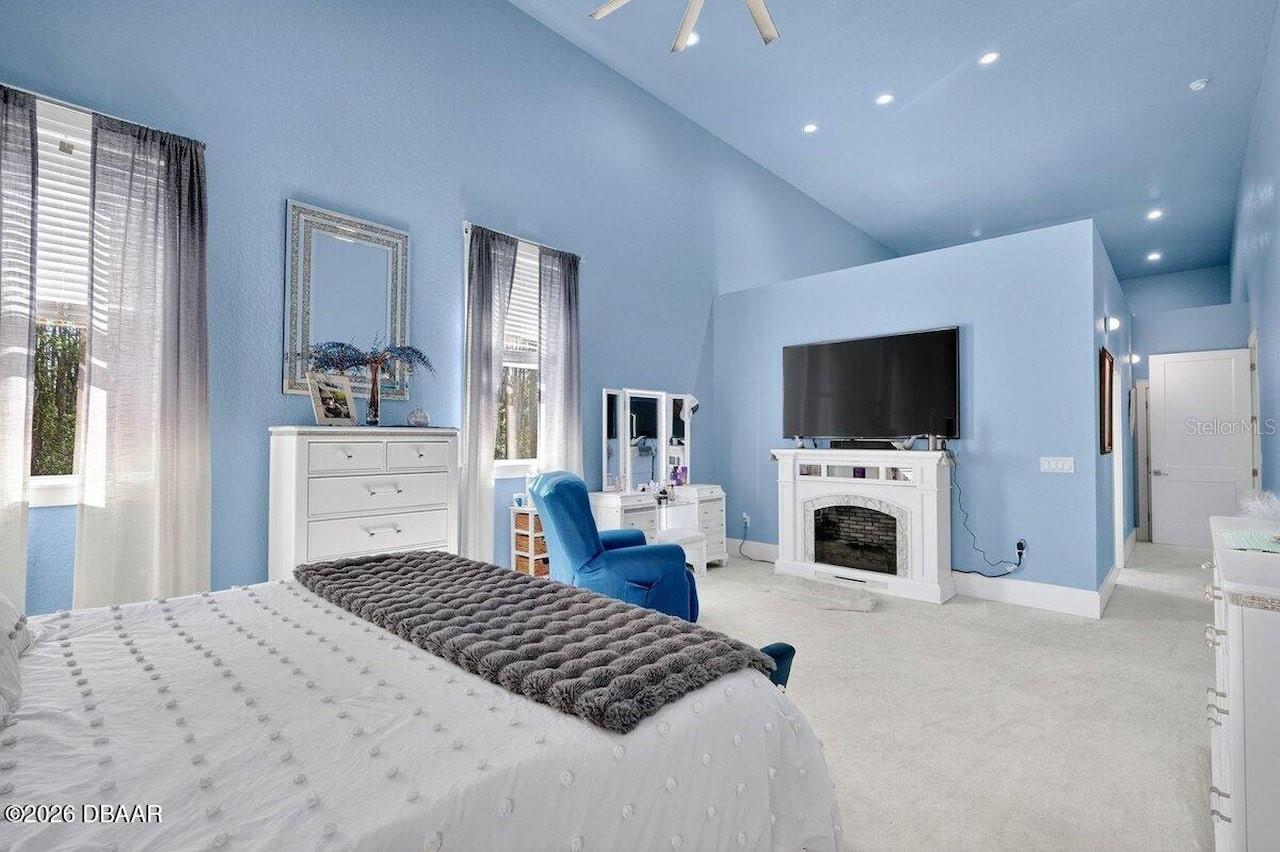 PLANTATION PINES UNFEE SUB 246 - Residential