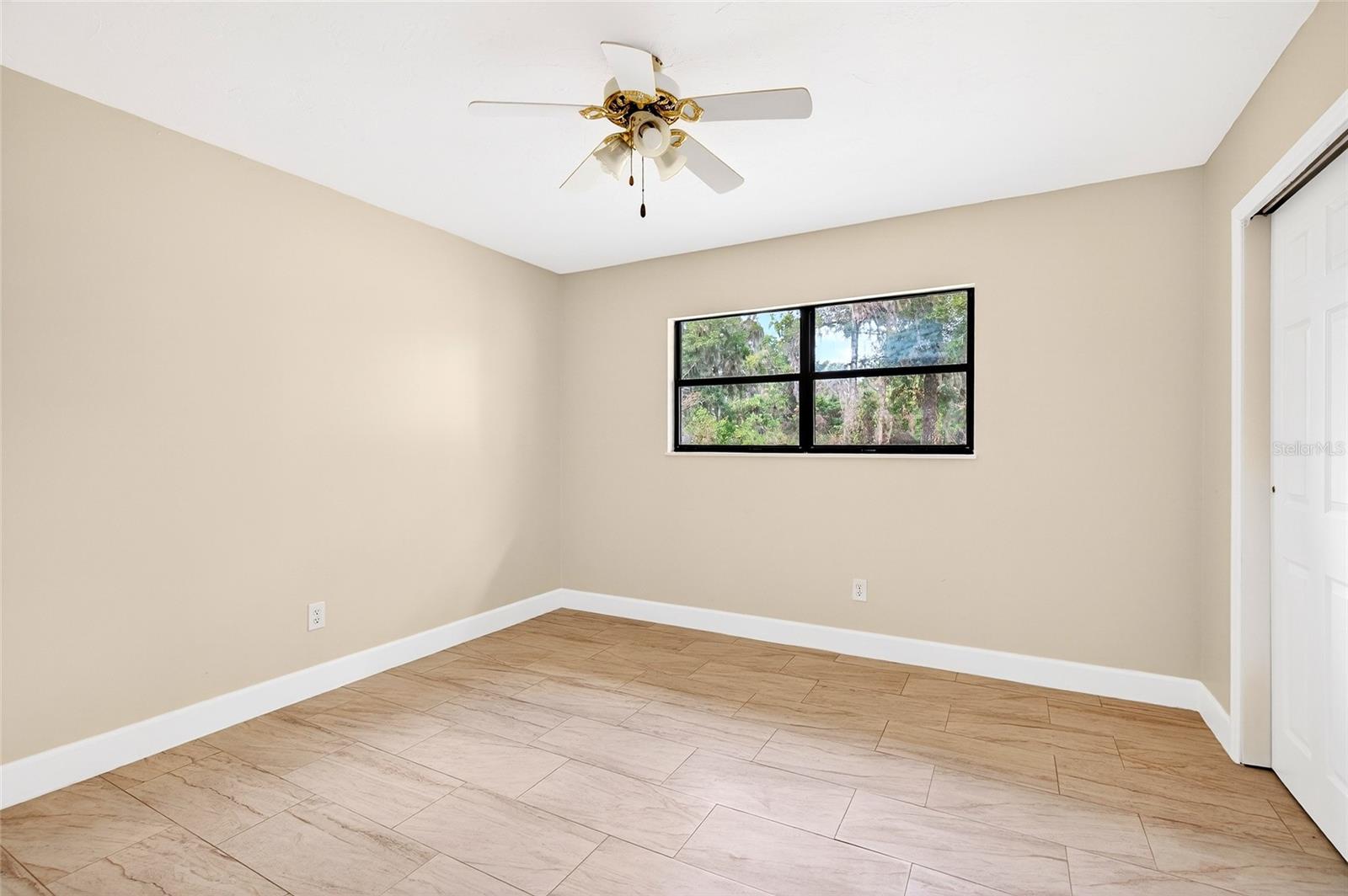 MEADOWBROOK RANCHES 1ST ADD TR - Residential
