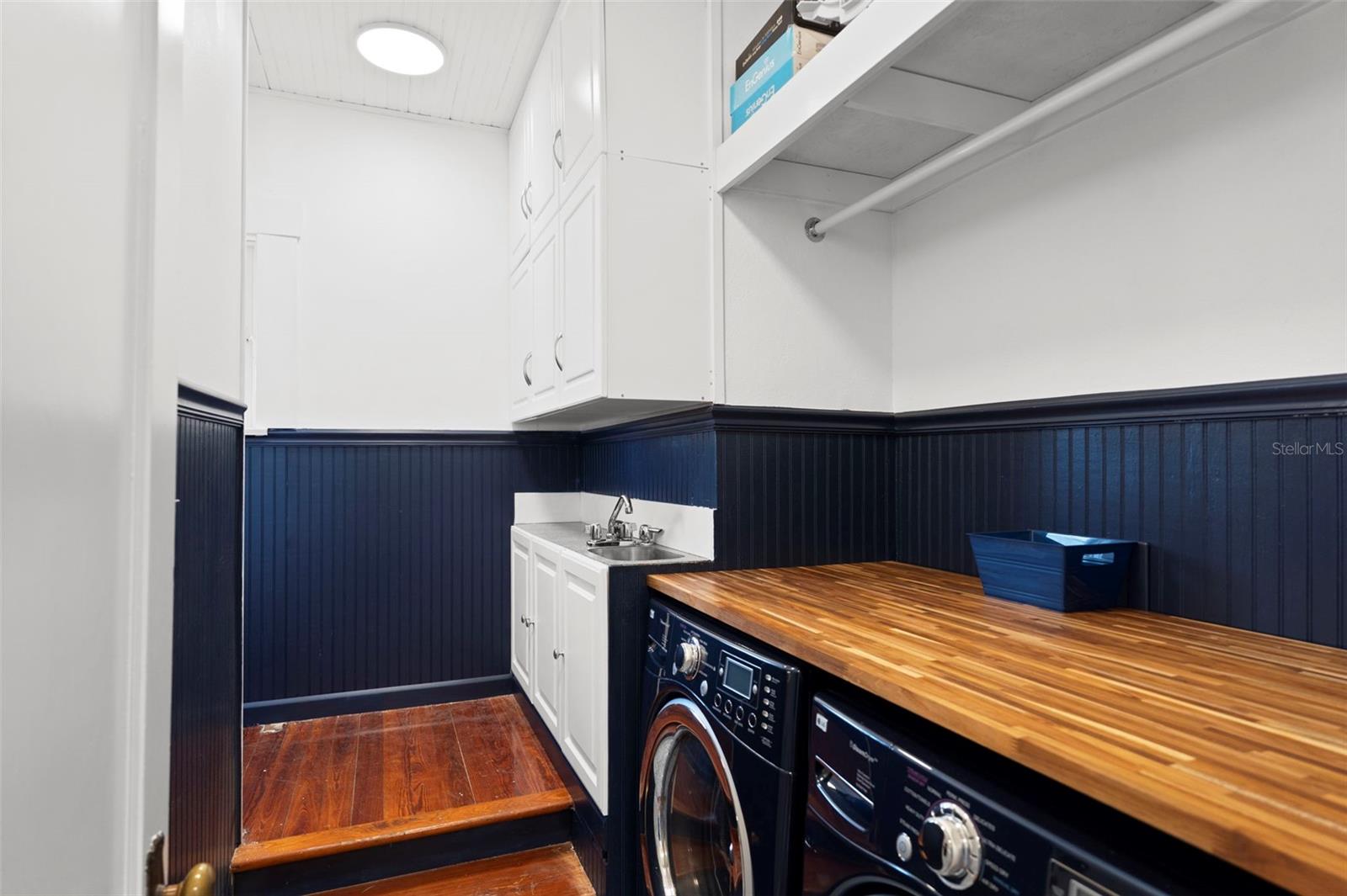 MORRISON GROVE - Residential