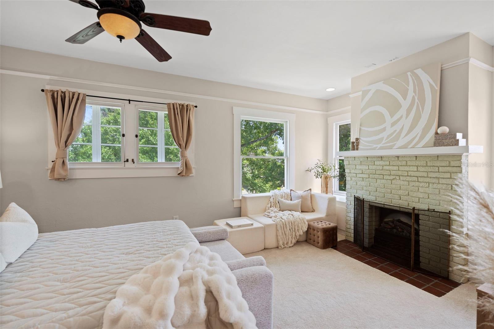 MORRISON GROVE - Residential