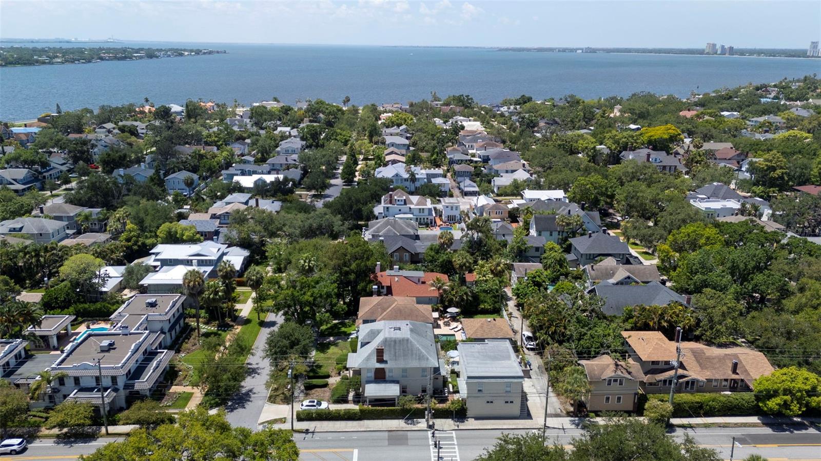 MORRISON GROVE - Residential