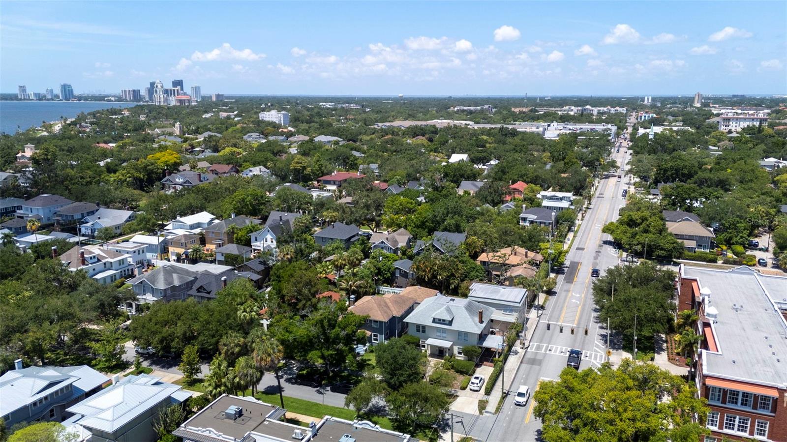 MORRISON GROVE - Residential