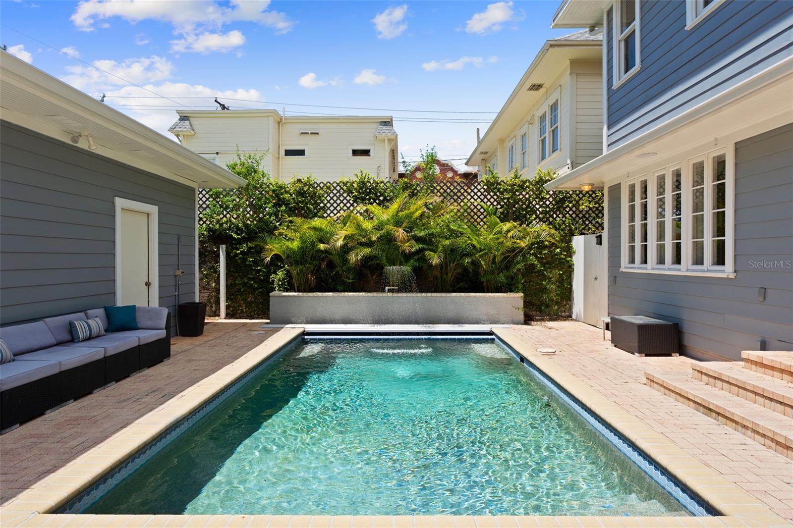 MORRISON GROVE - Residential