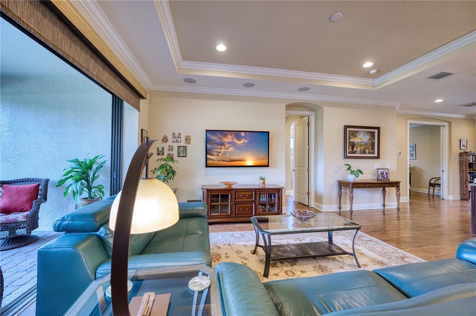 ESPLANADE PH III - Residential