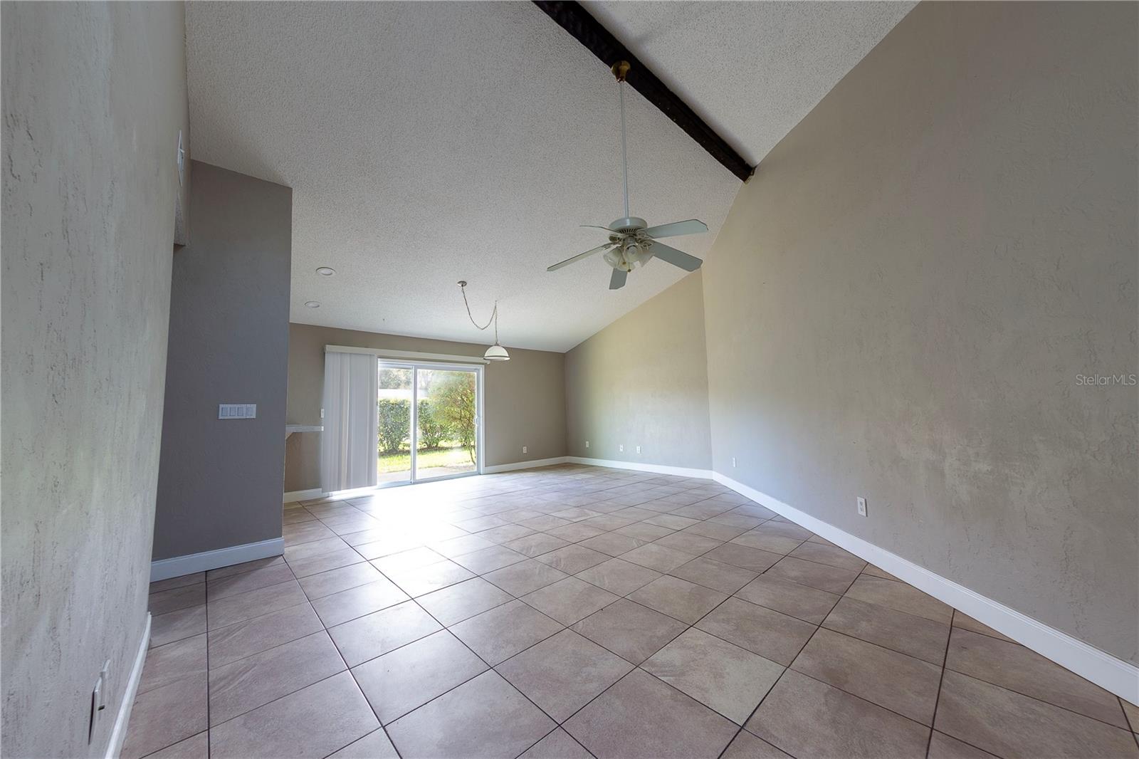 PERSIMMON PLACE CONDO - Residential
