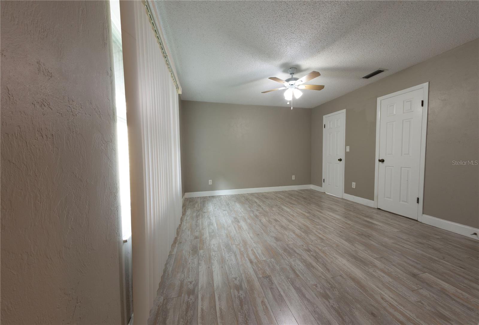 PERSIMMON PLACE CONDO - Residential