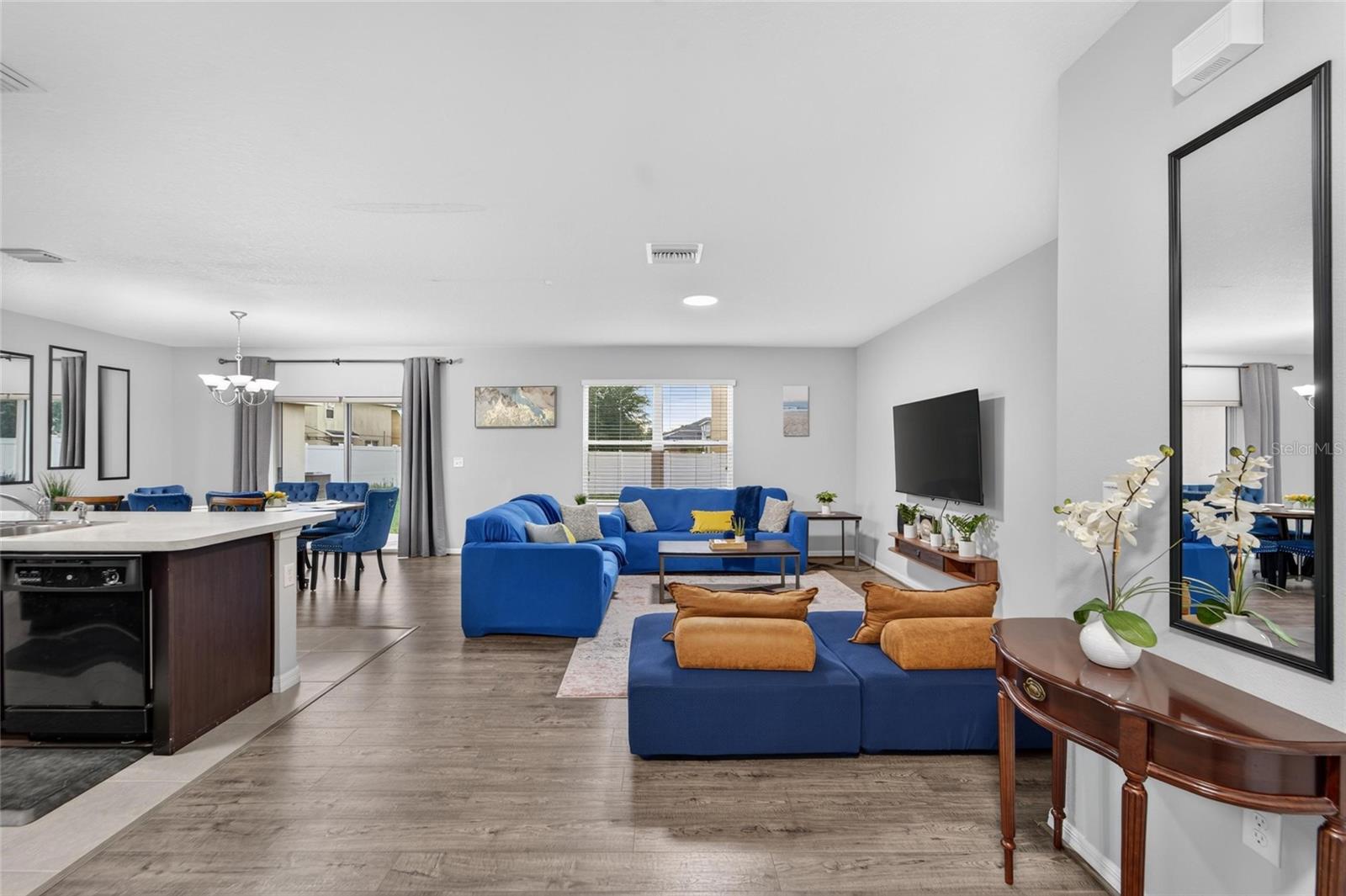 SANCTUARY PH 2 - Residential