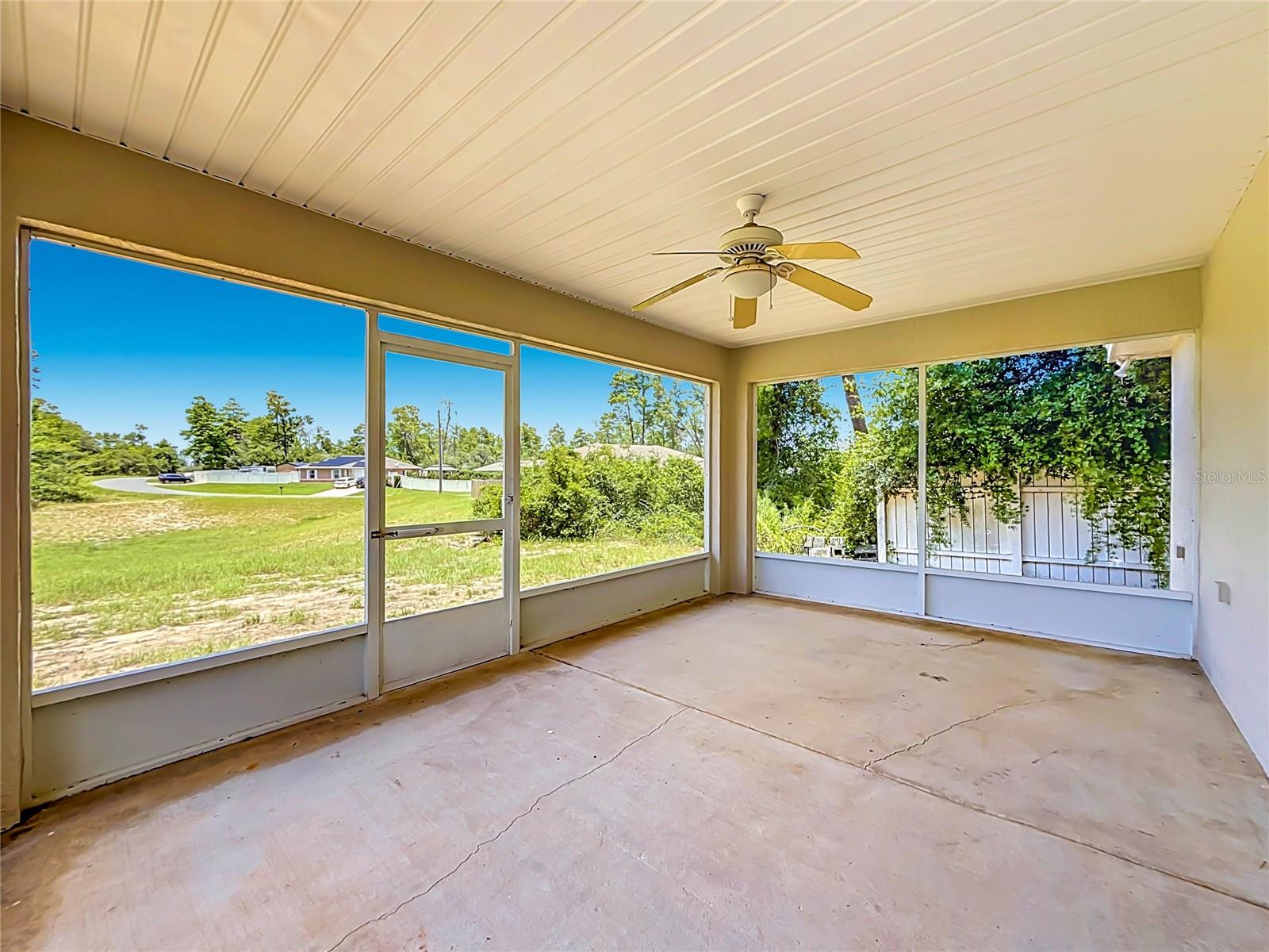 MARION OAKS UN 04 - Residential