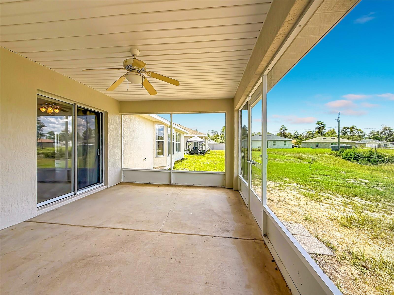 MARION OAKS UN 04 - Residential