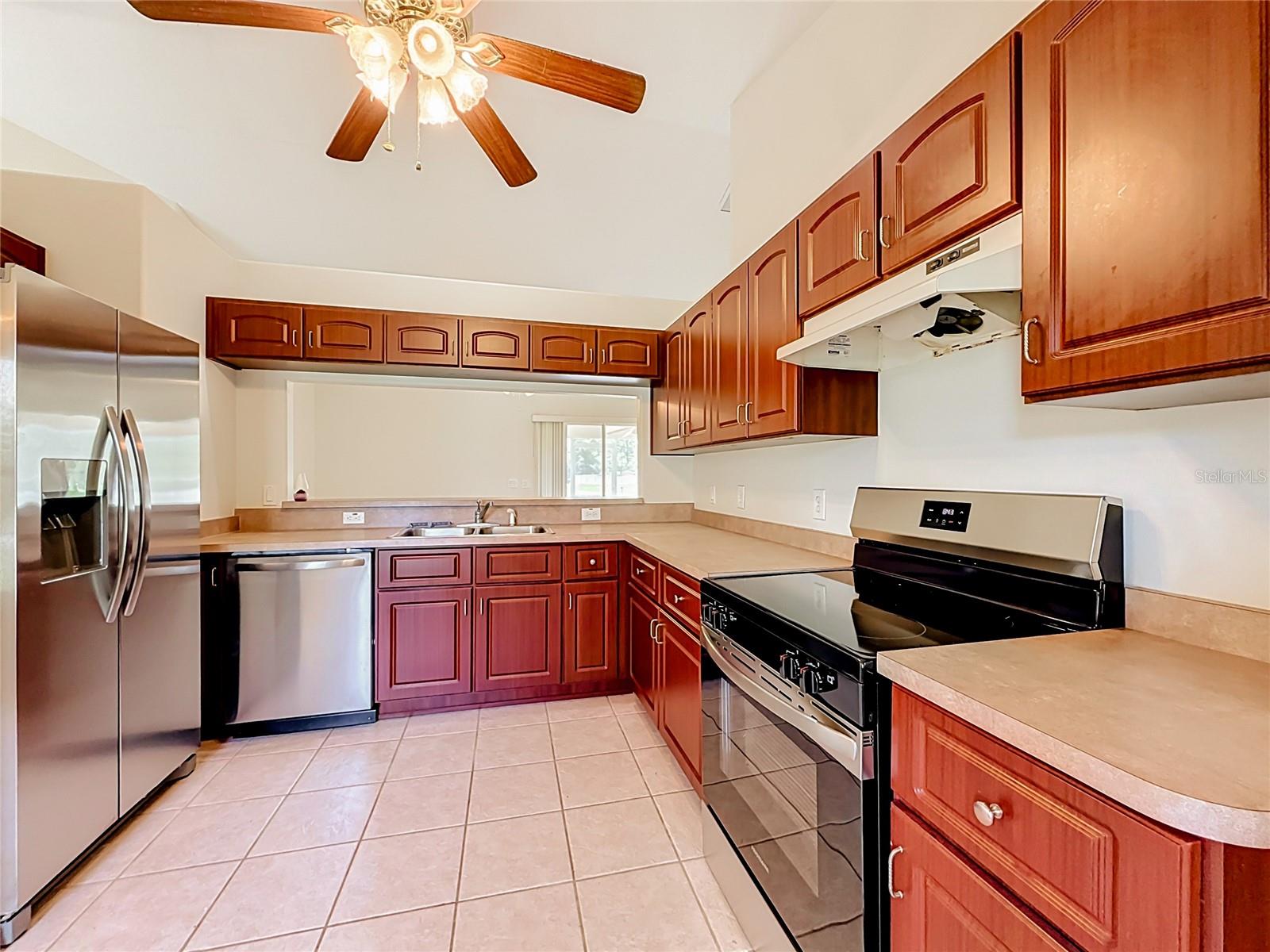 MARION OAKS UN 04 - Residential