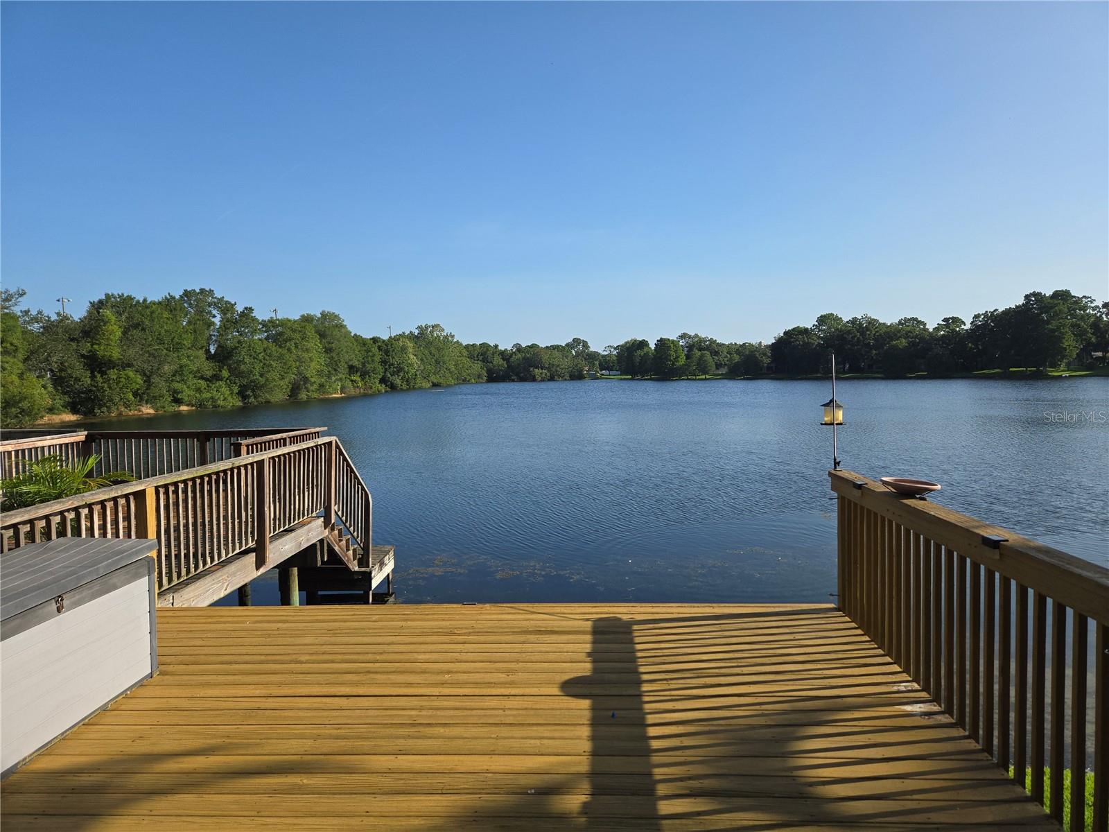 WESTCHESTER LAKE TWNHMS - Residential Lease
