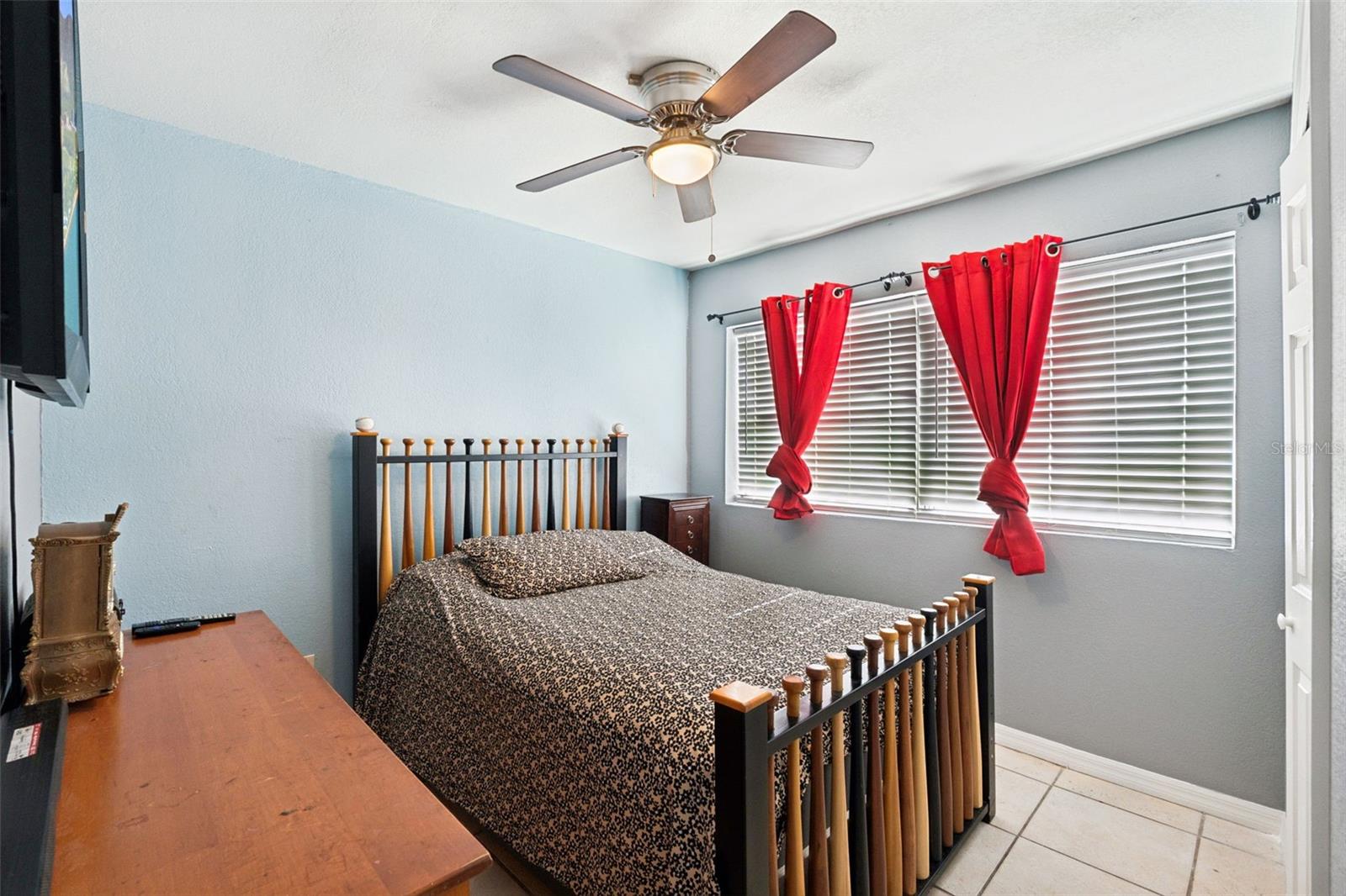 SKY LAKEA - Residential