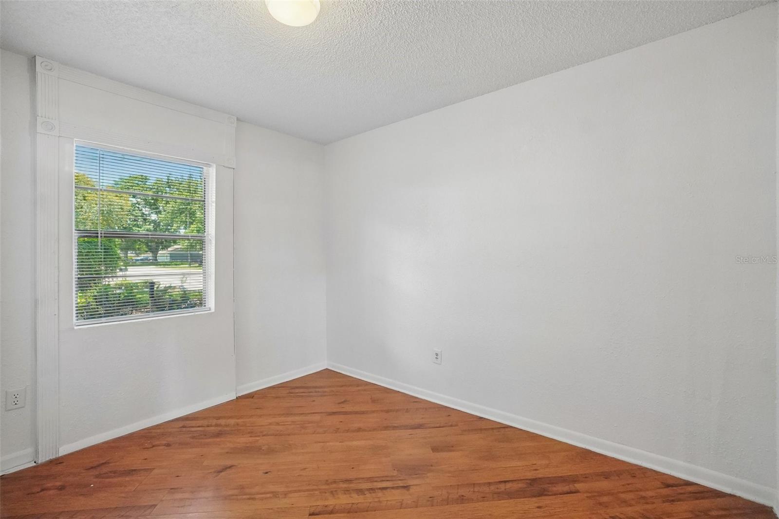 WHISTLER GROVE - Residential