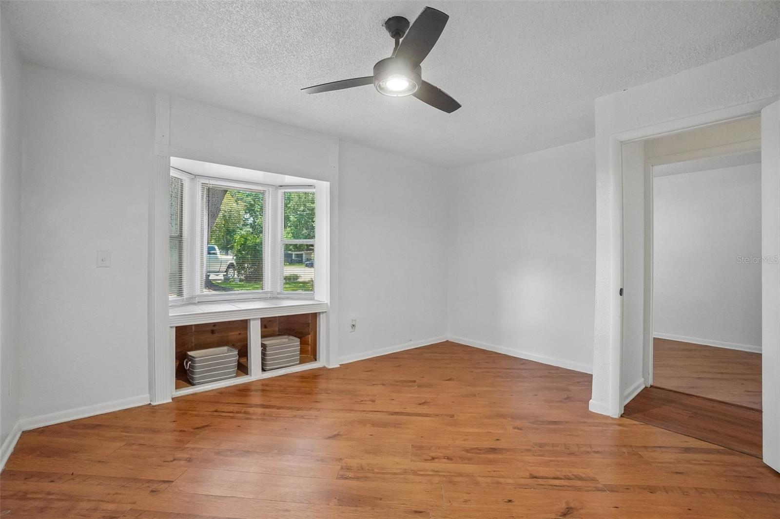 WHISTLER GROVE - Residential