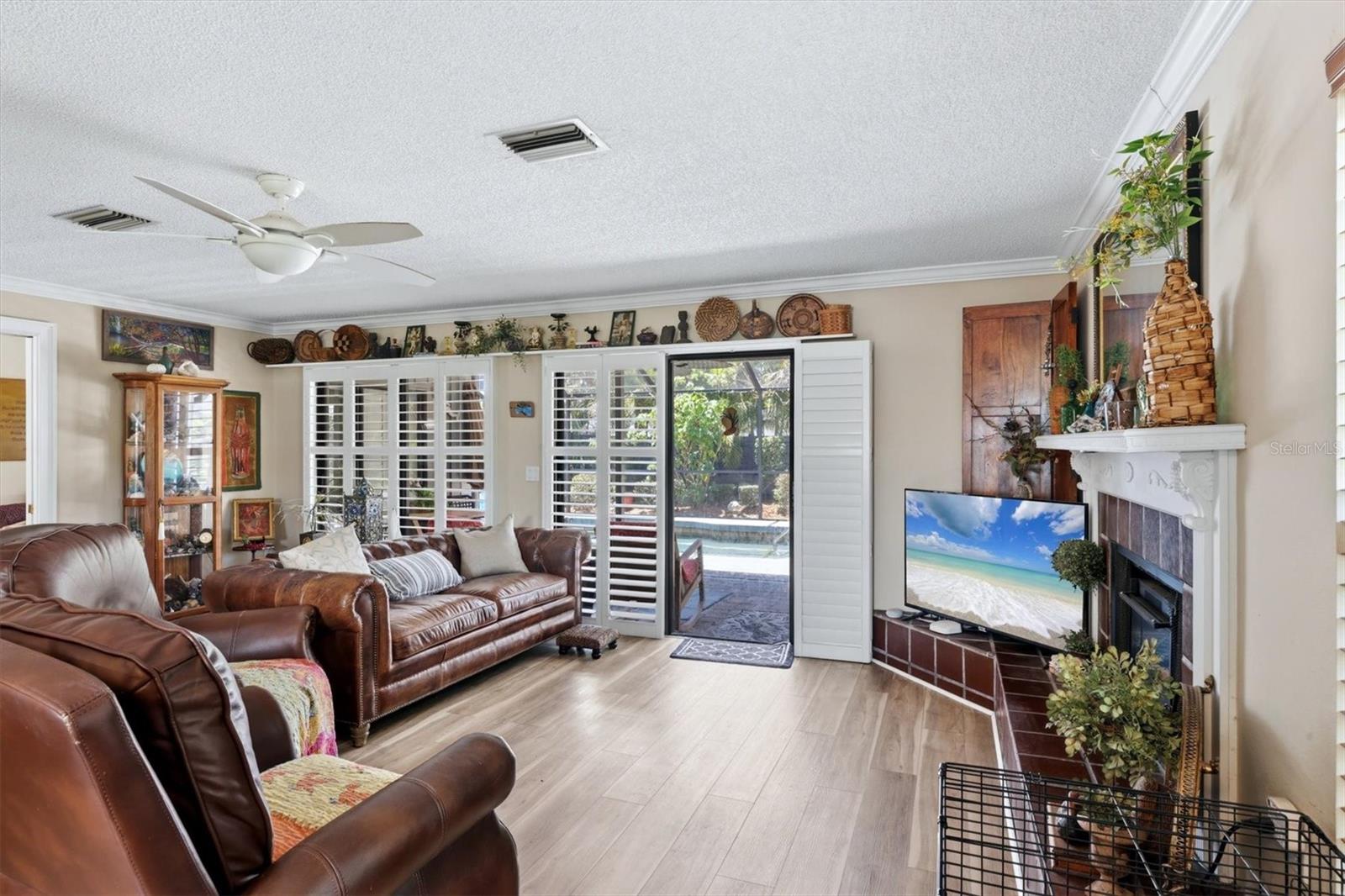 GULF GATE EAST - Residential