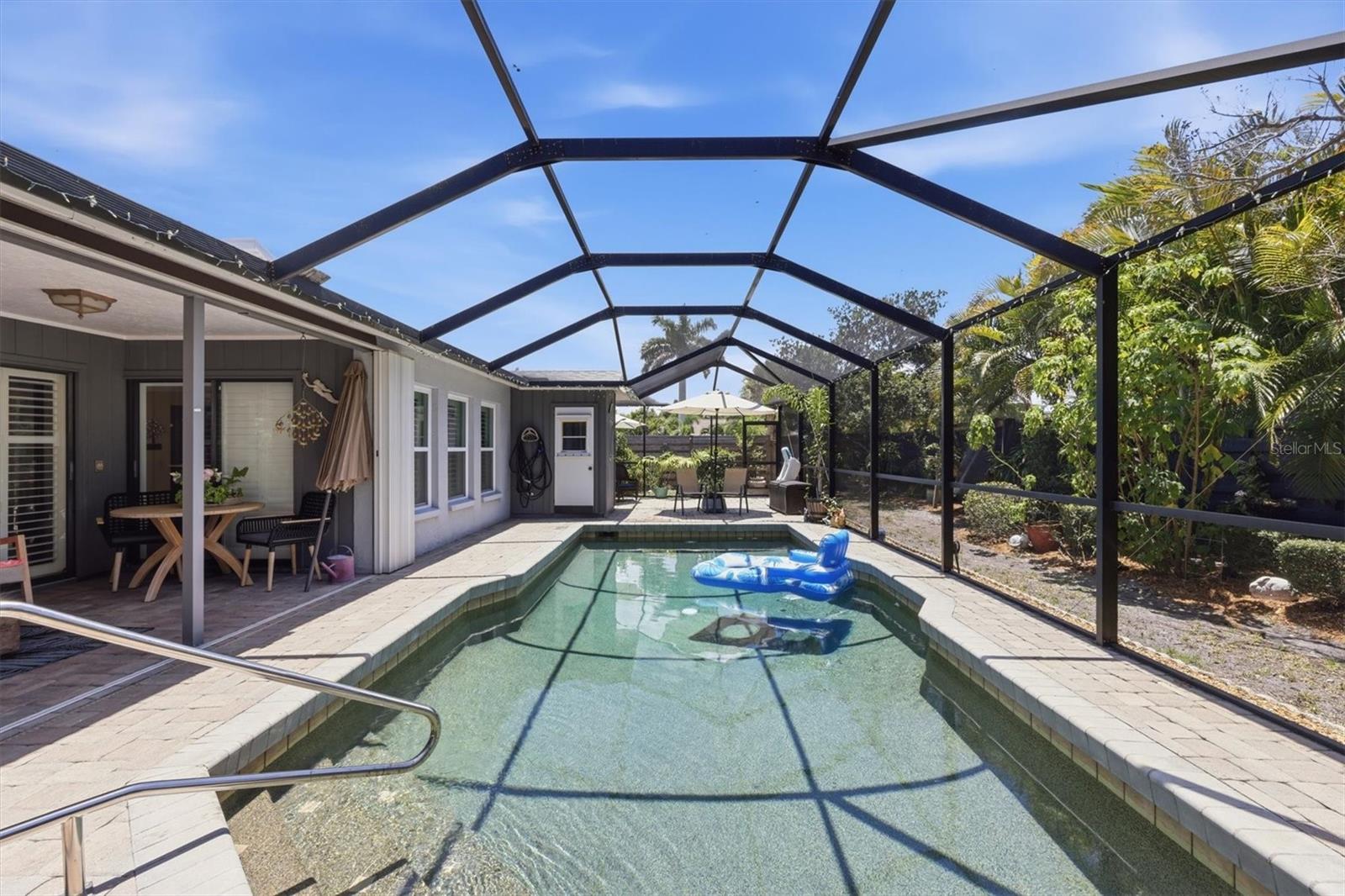 GULF GATE EAST - Residential