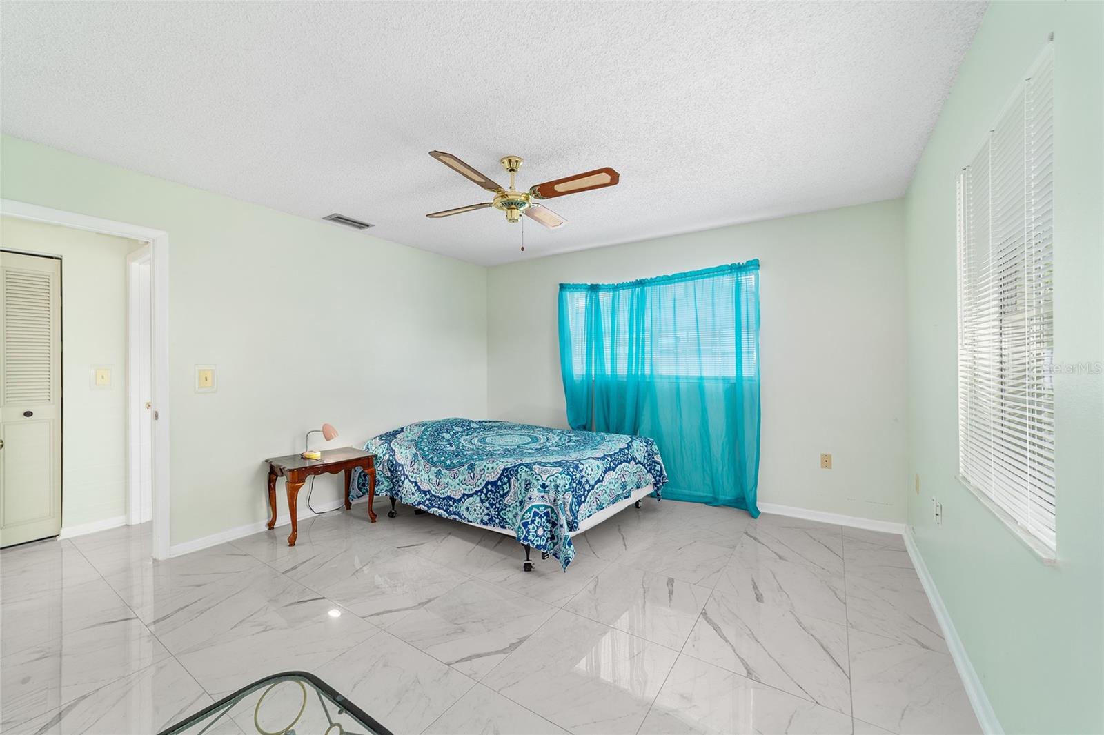 MARION OAKS UN 2 - Residential