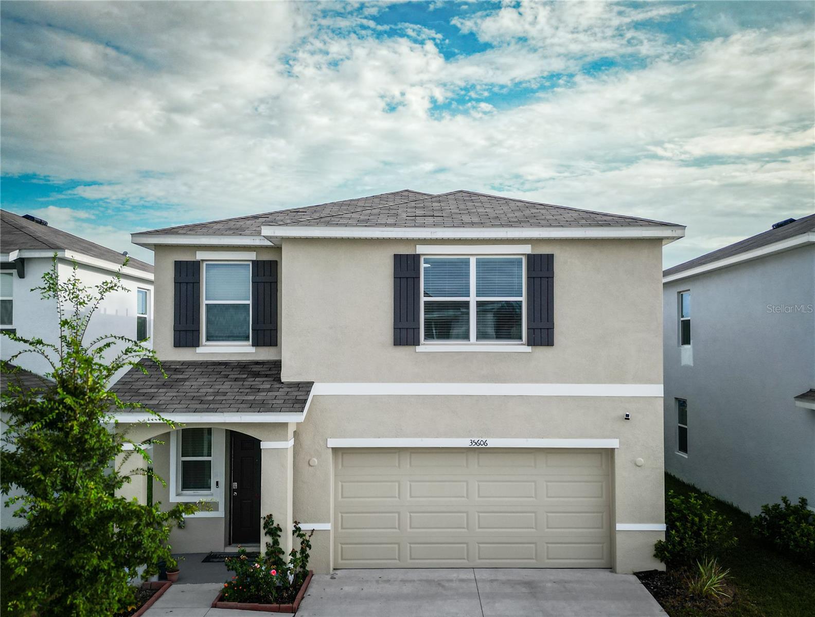 Welcome to 35606 Kinsey Point, a beautiful waterfront home in the highly desirable Two Rivers community of Zephyrhills. Perfectly positioned on a scenic water-view homesite, this owner-occupied residence offers a peaceful setting where you can relax and enjoy stunning views from your own backyard.
Located in one of the area's fastest-growing communities, this home provides the perfect balance of tranquility and convenience. Enjoy easy access to Morris Bridge Road, I-75, Wiregrass Mall, Tampa Premium Outlets, KRATE at the Grove, Main Event Entertainment, and a wide variety of shopping, dining, and entertainment options. Major healthcare facilities, including AdventHealth and St. Joseph's Hospital, are just minutes away, along with Pasco County schools, the Wesley Chapel Sports Complex, and AdventHealth Center Ice.
Whether you're looking for a primary residence or a place to enjoy Florida's outdoor lifestyle, this home offers an exceptional opportunity to own in a thriving community with modern conveniences and beautiful natural surroundings. Schedule your private showing today and experience waterfront living at its finest!