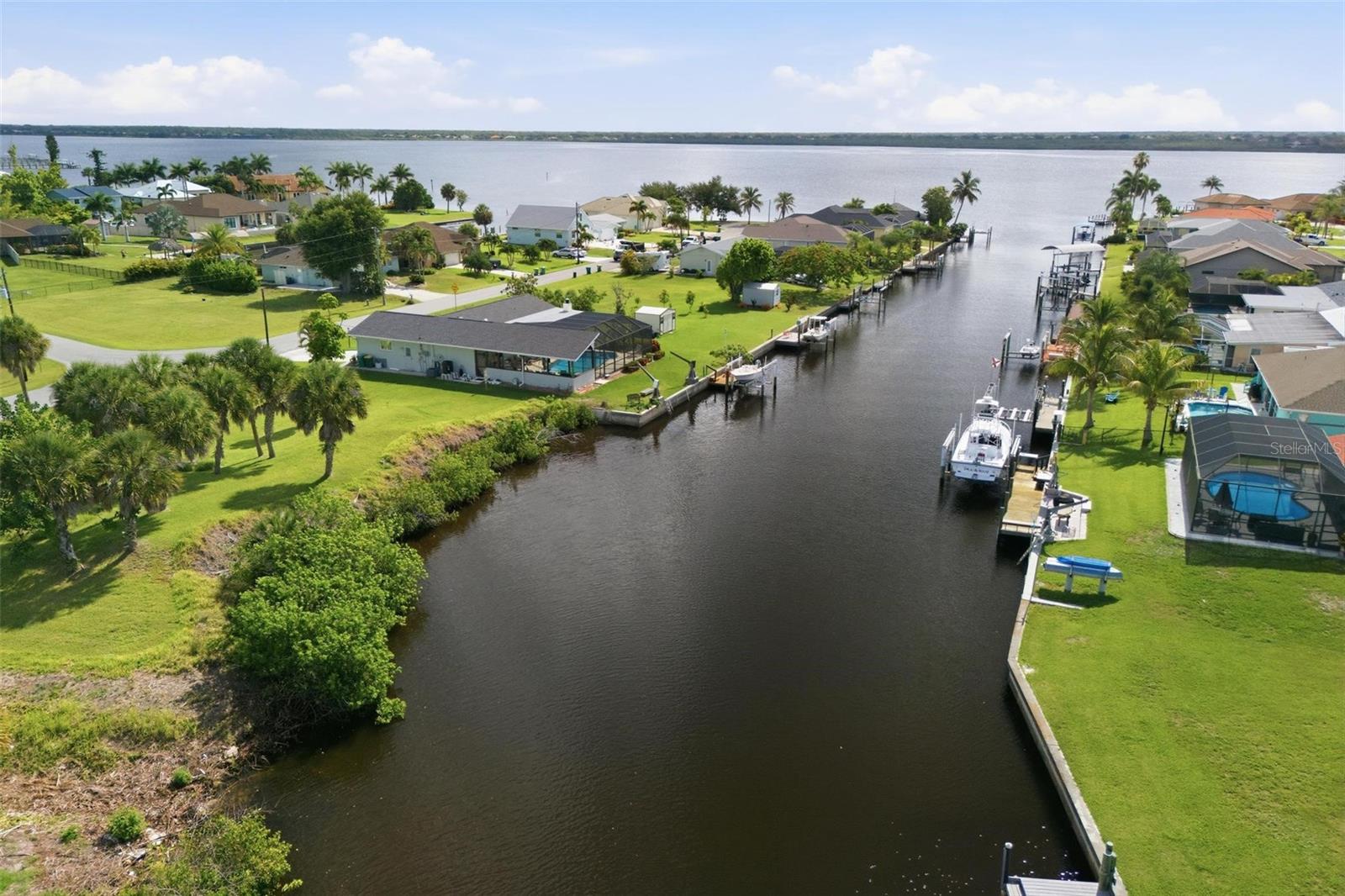 PORT CHARLOTTE SEC 060 - Land