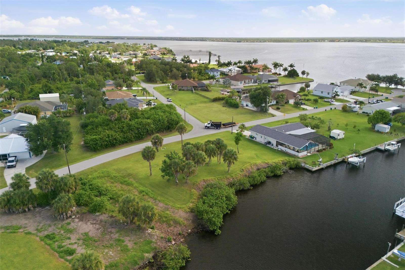 PORT CHARLOTTE SEC 060 - Land