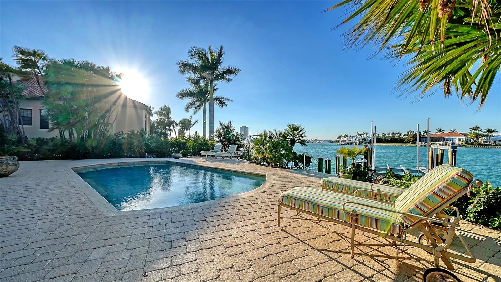 BIRD KEY - Residential