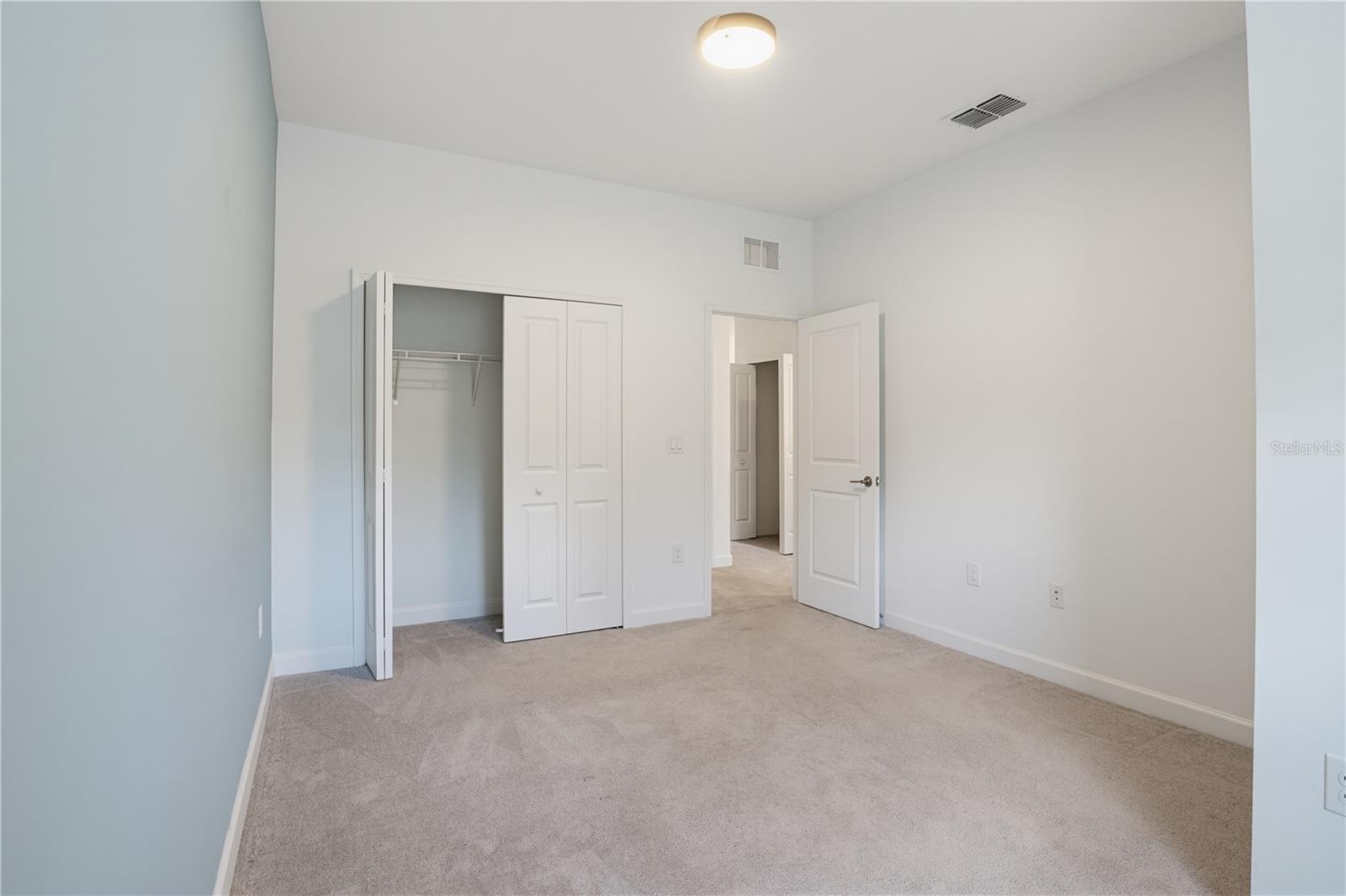 LORRAINE LAKES - Residential