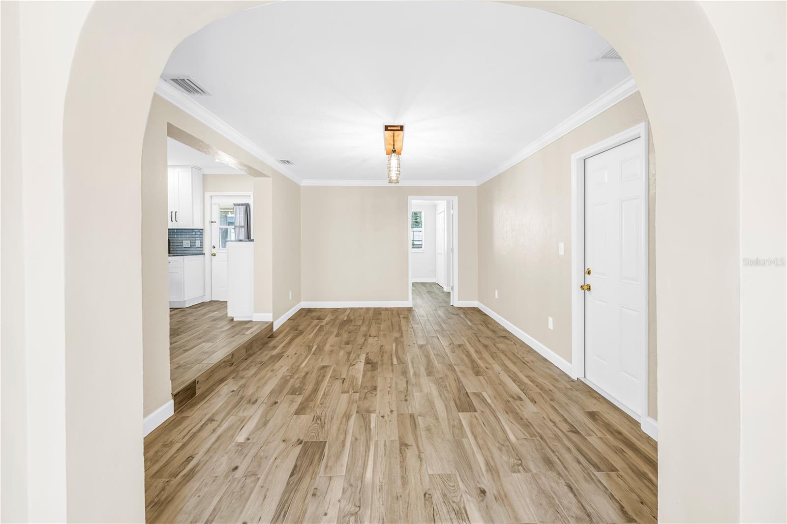 SIRMONS ESTATES - Residential