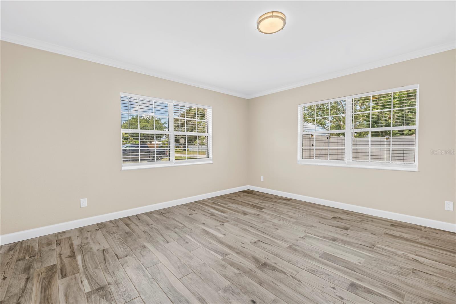 SIRMONS ESTATES - Residential