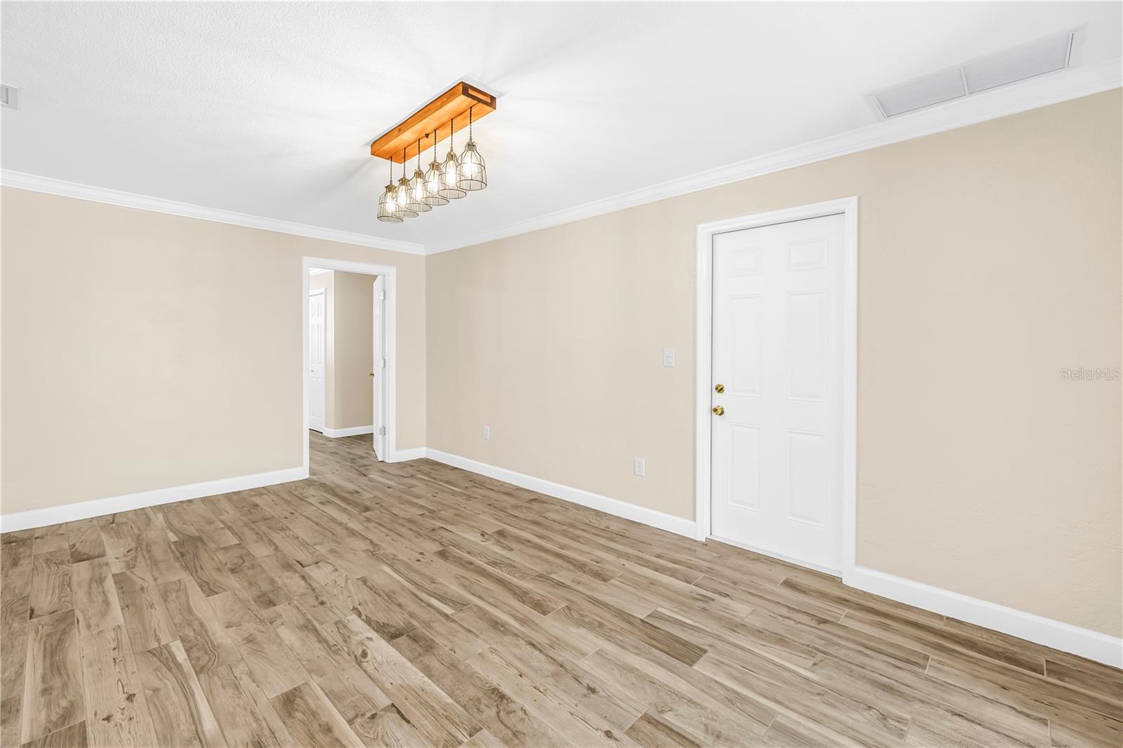 SIRMONS ESTATES - Residential