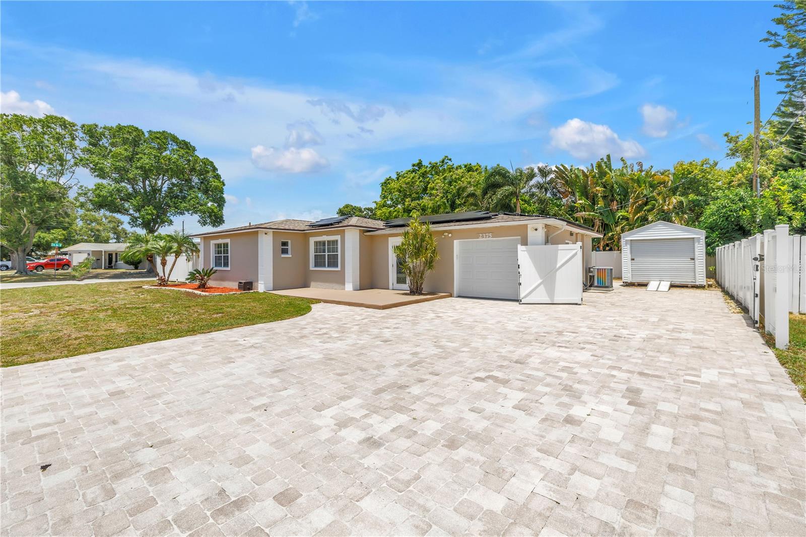 SIRMONS ESTATES - Residential