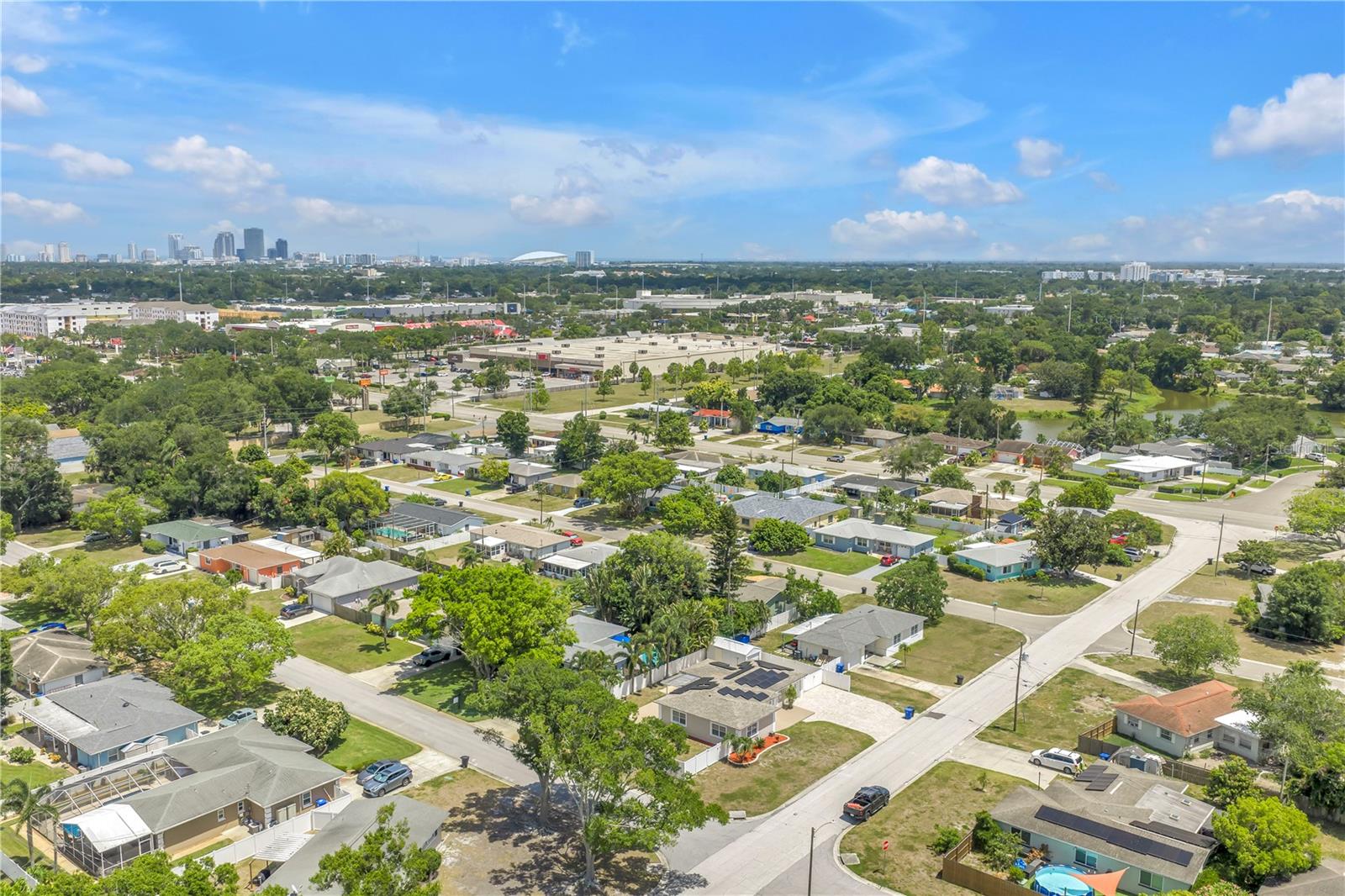 SIRMONS ESTATES - Residential