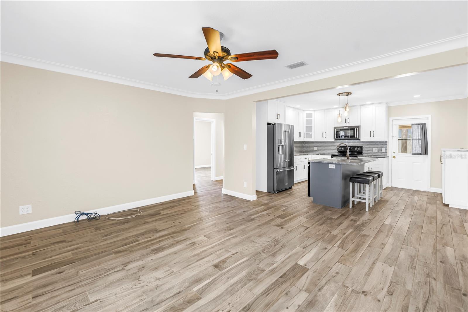 SIRMONS ESTATES - Residential