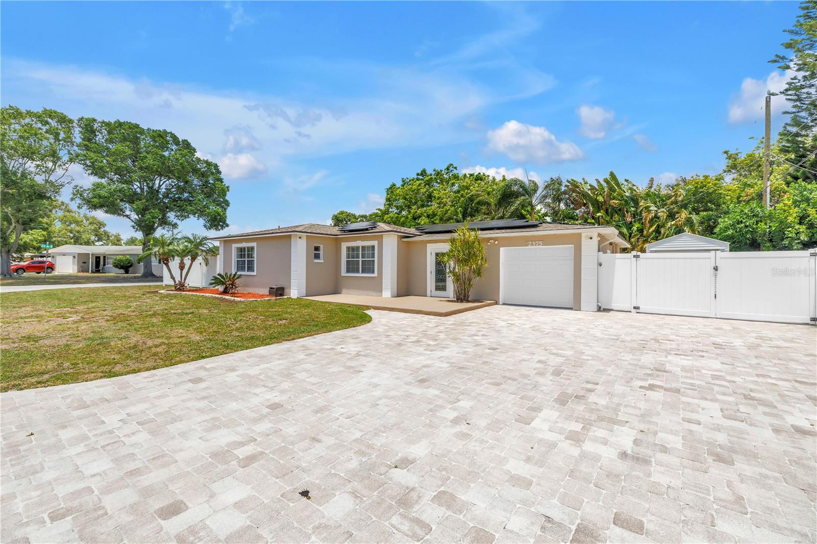 SIRMONS ESTATES - Residential