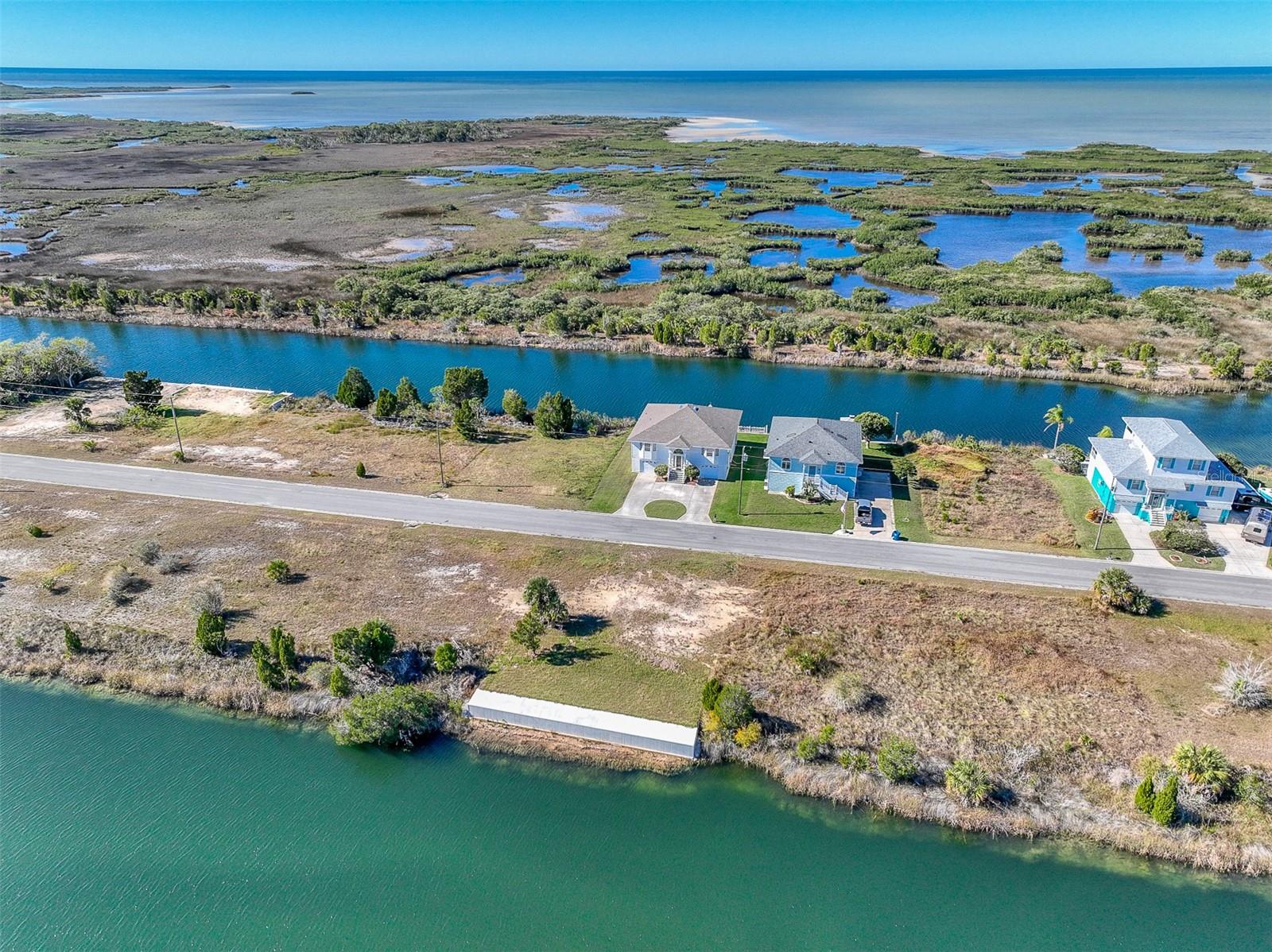 HERNANDO BEACH - Land