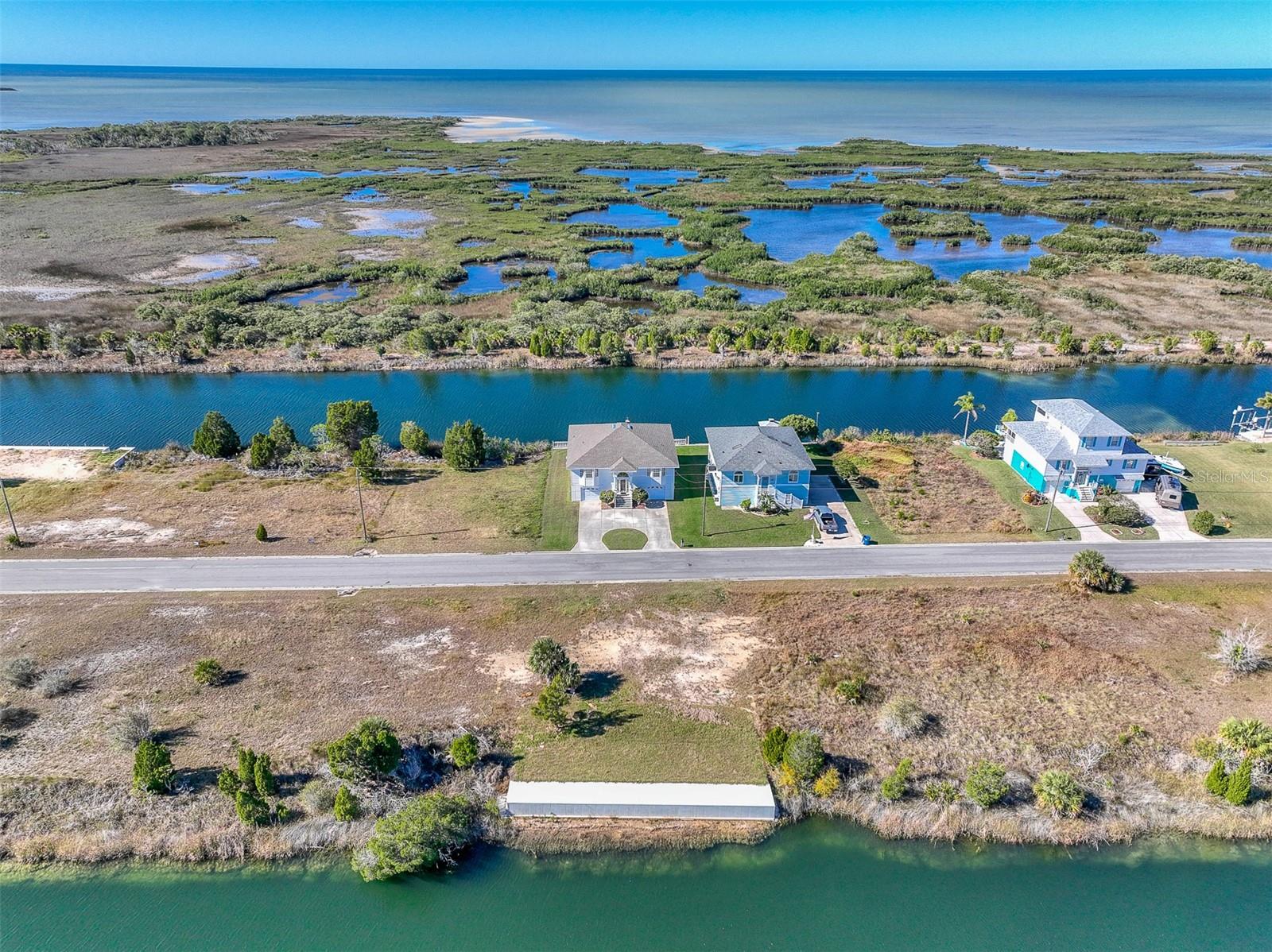 HERNANDO BEACH - Land