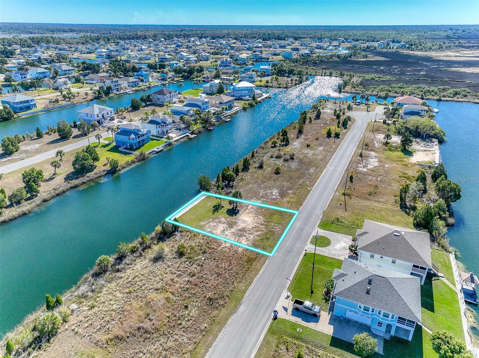 HERNANDO BEACH - Land
