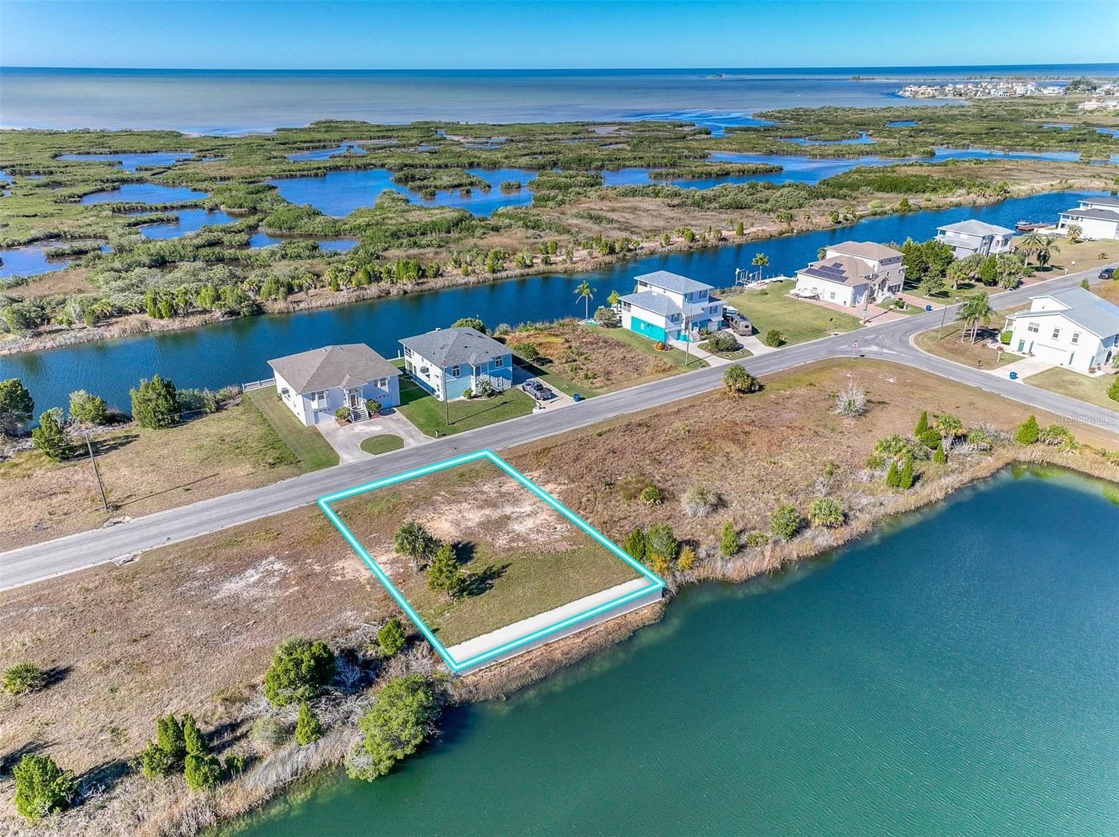 HERNANDO BEACH - Land
